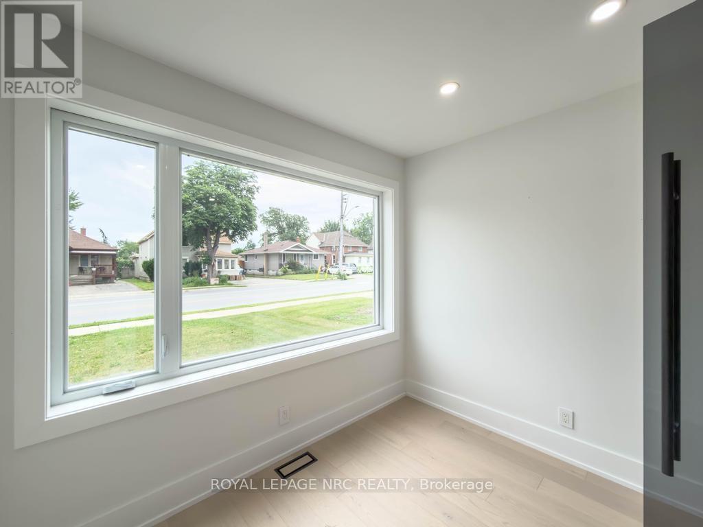 4392 Ontario Street, Lincoln, Ontario  L0R 1B0 - Photo 12 - X13868170