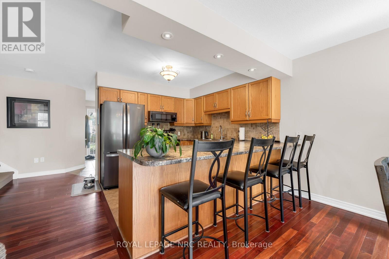 31 Thorold Road E, Welland, Ontario  L3C 3T3 - Photo 7 - X13869146