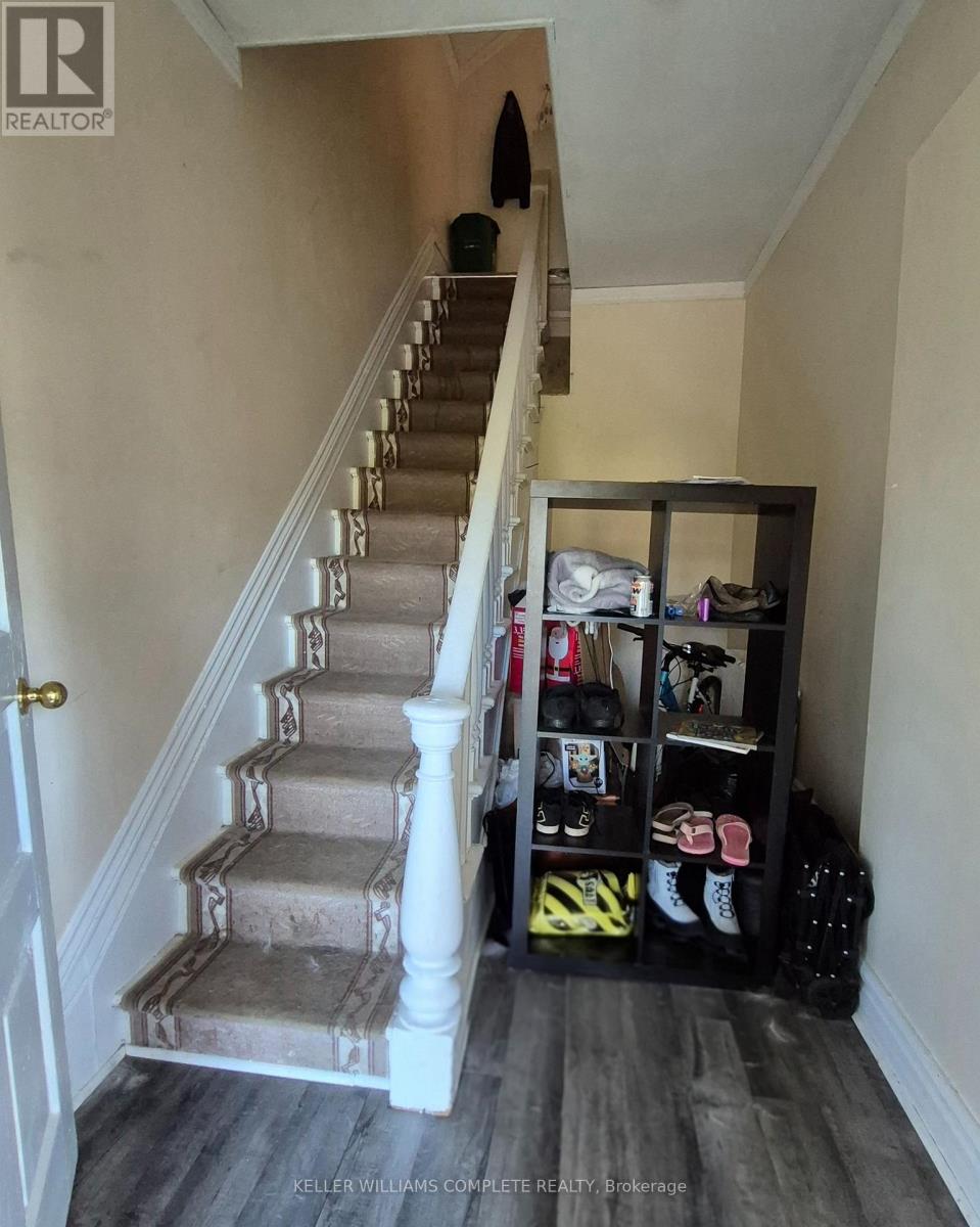 20 Carleton Street N, Thorold, Ontario  L2V 2A4 - Photo 18 - X13869162