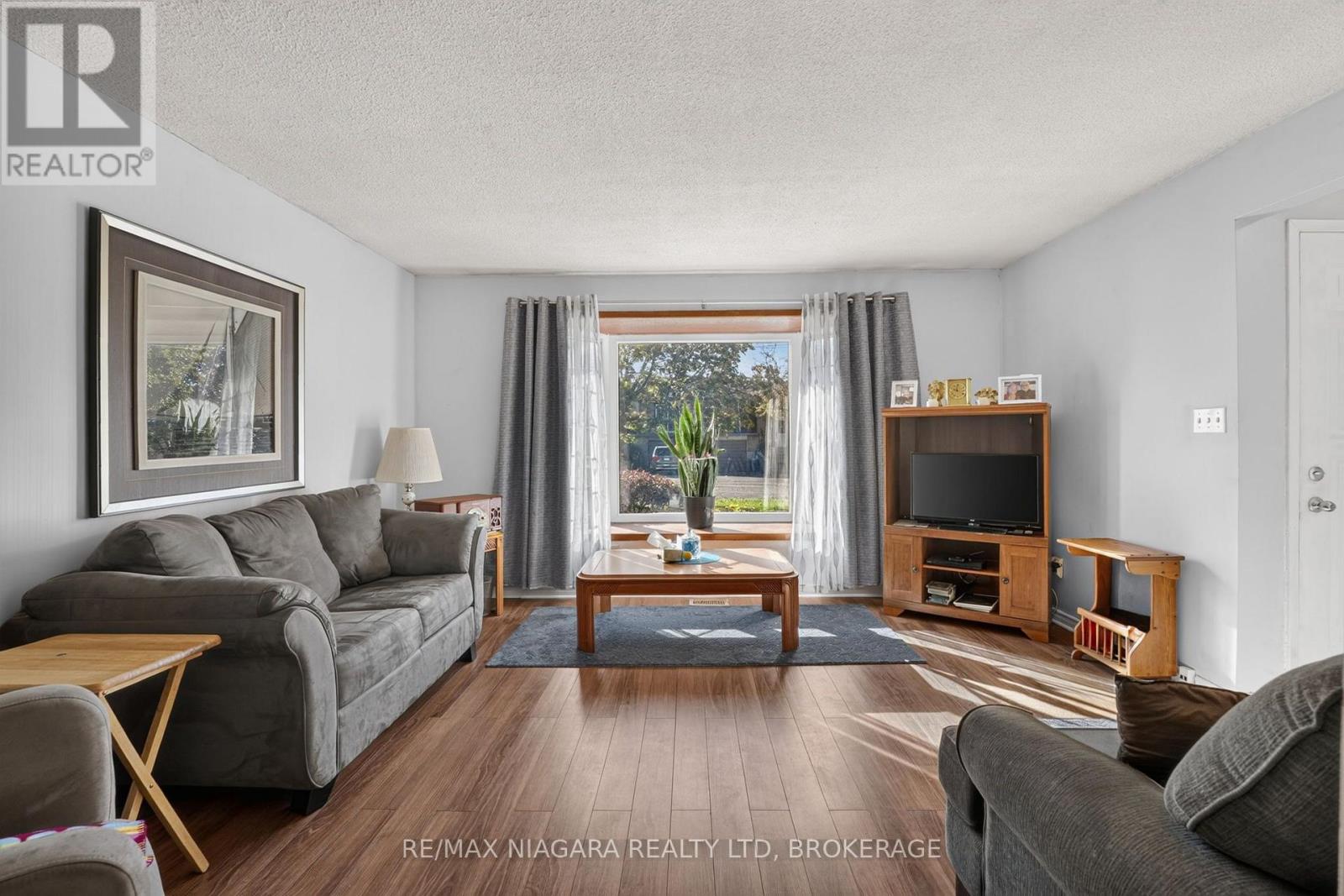 45 Green Maple Drive, St. Catharines, Ontario  L2P 3P4 - Photo 6 - X13869642