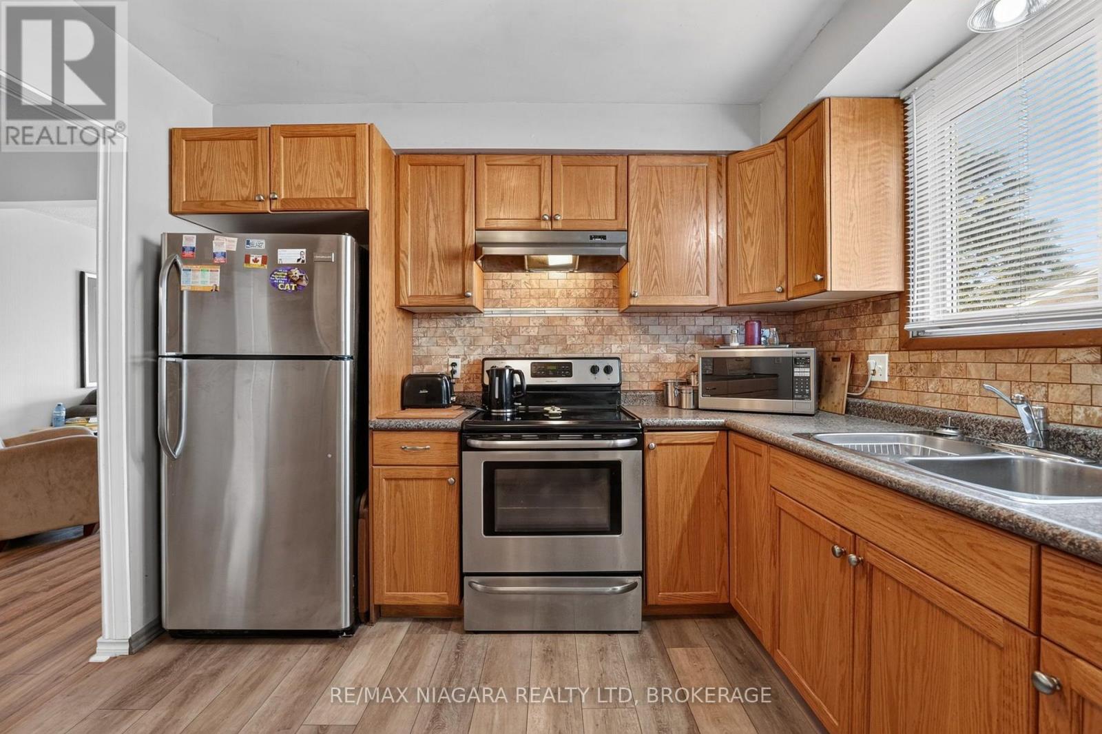 45 Green Maple Drive, St. Catharines, Ontario  L2P 3P4 - Photo 8 - X13869642