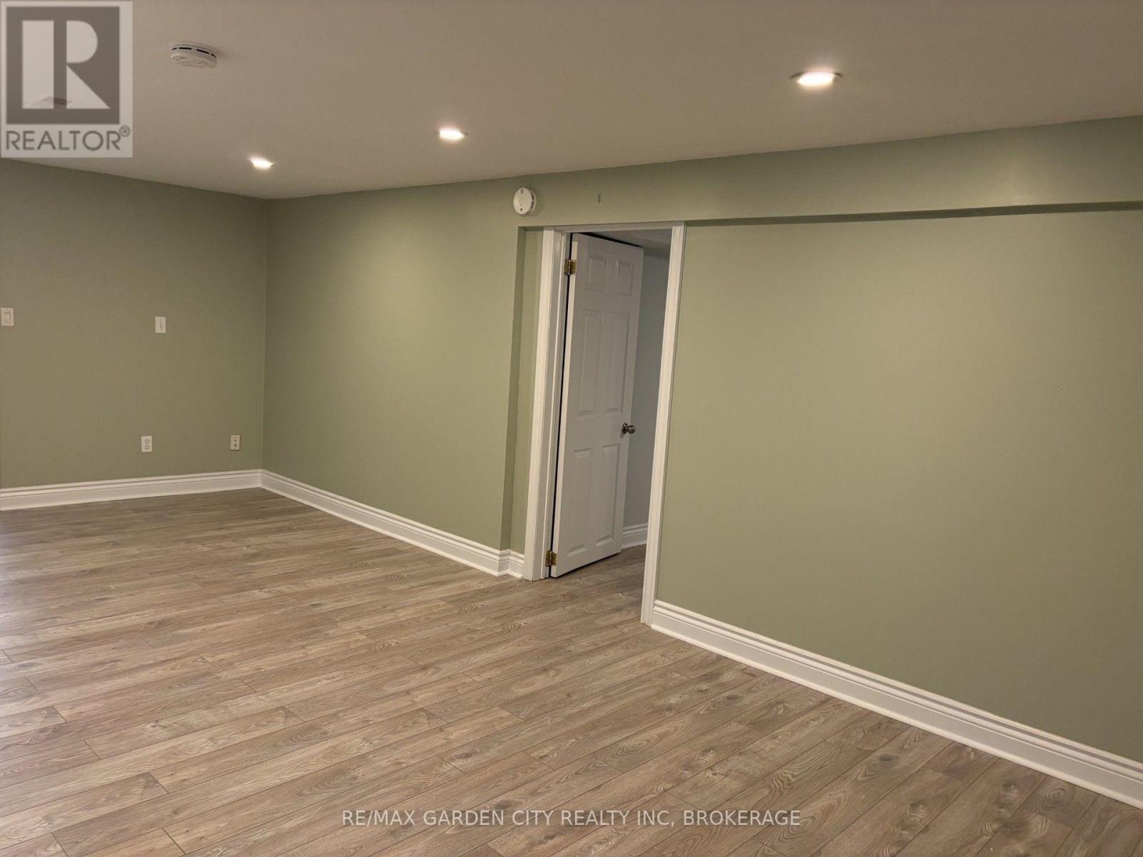Lower - 44 Valencourt Drive, Welland, Ontario  L3C 1M8 - Photo 11 - X13869940