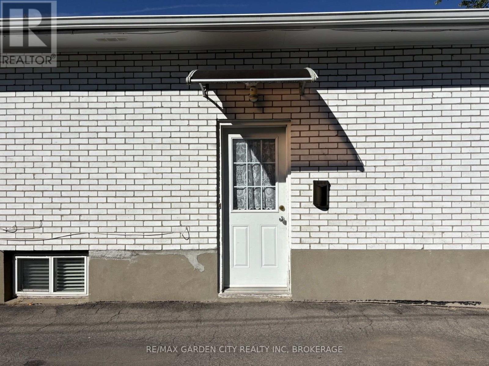 Lower - 44 Valencourt Drive, Welland, Ontario  L3C 1M8 - Photo 2 - X13869940
