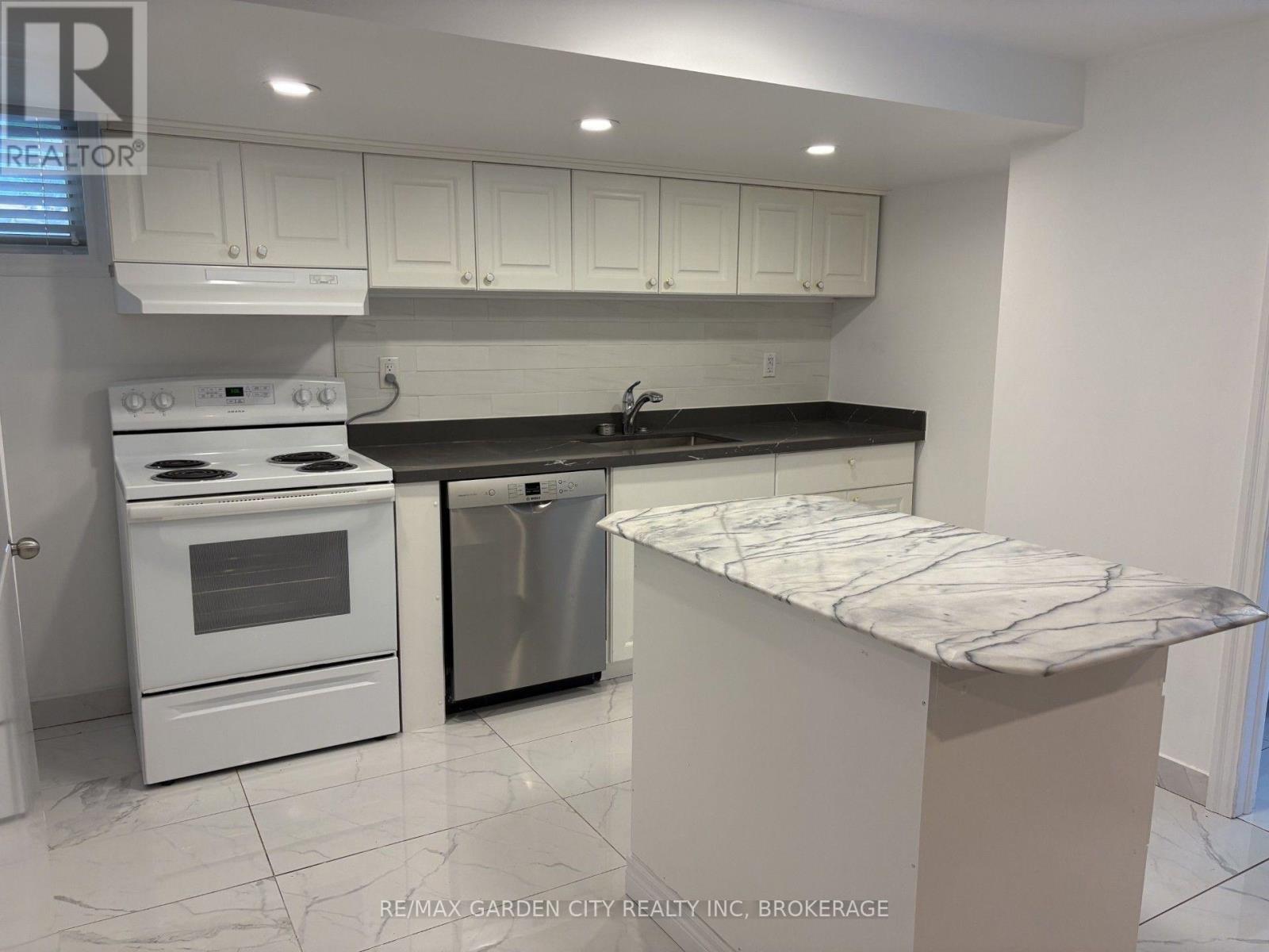 Lower - 44 Valencourt Drive, Welland, Ontario  L3C 1M8 - Photo 6 - X13869940
