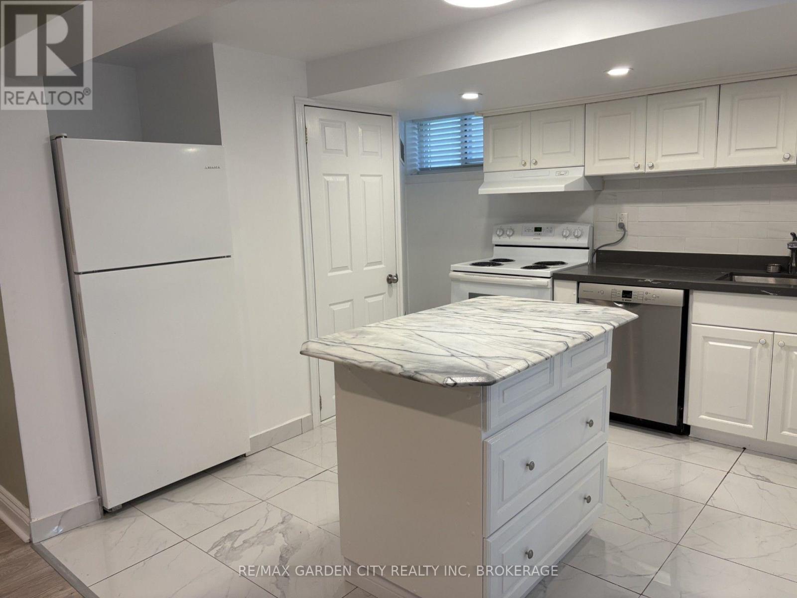 Lower - 44 Valencourt Drive, Welland, Ontario  L3C 1M8 - Photo 8 - X13869940