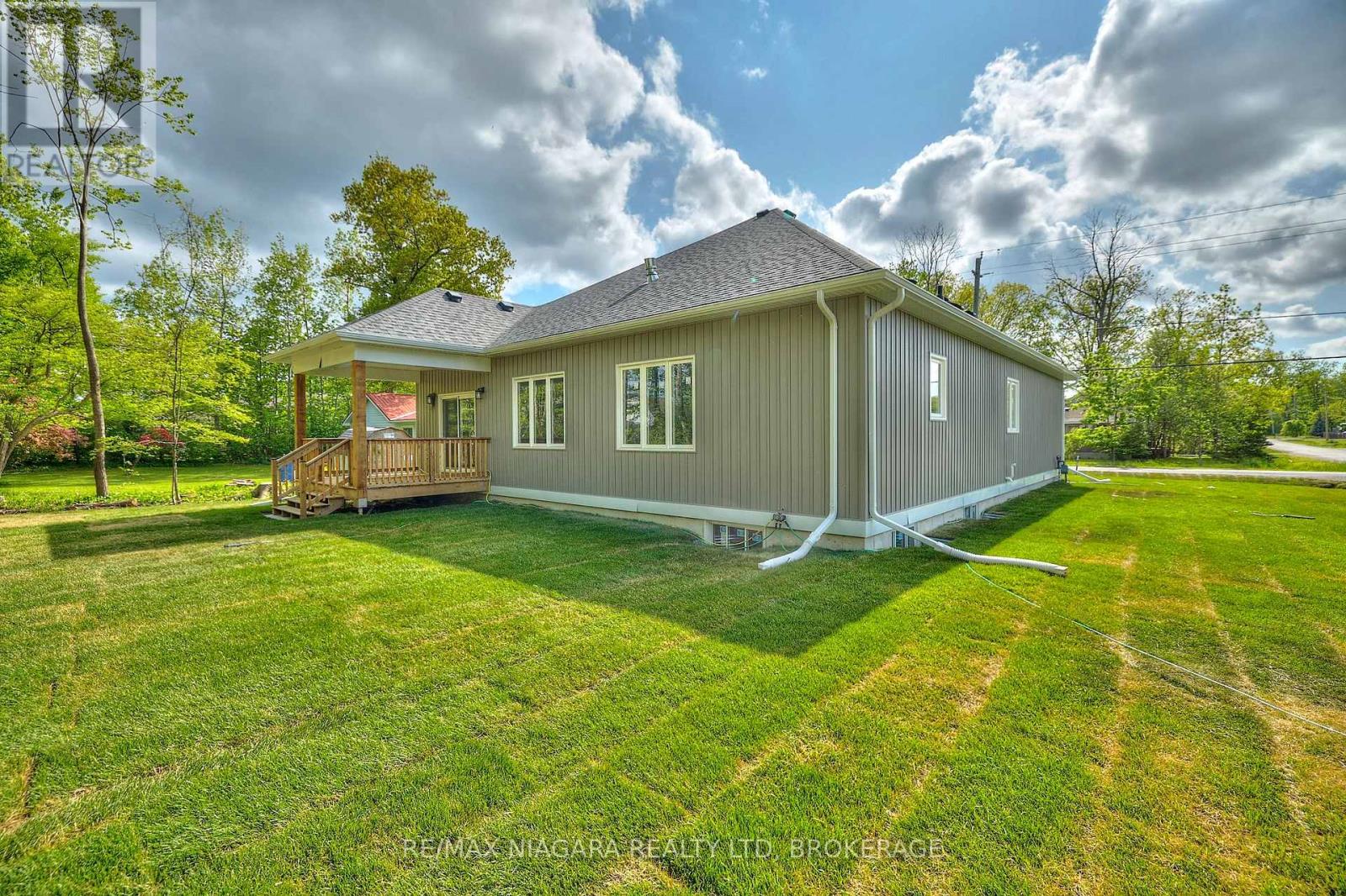 196 Bernard Avenue, Fort Erie, Ontario  L0S 1N0 - Photo 27 - X13870334