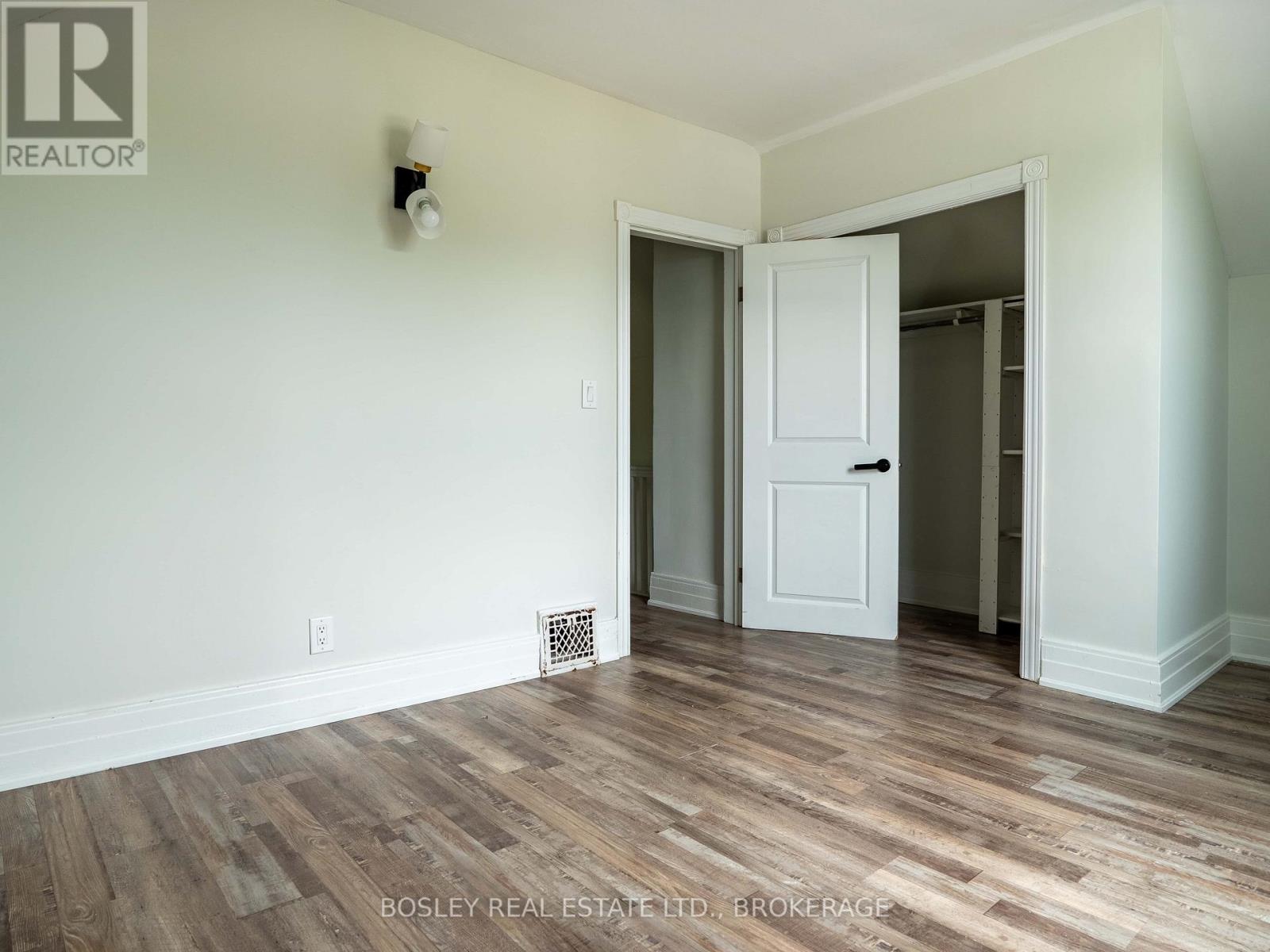 5 Herrick Avenue, St. Catharines, Ontario  L2P 2S7 - Photo 11 - X13870400