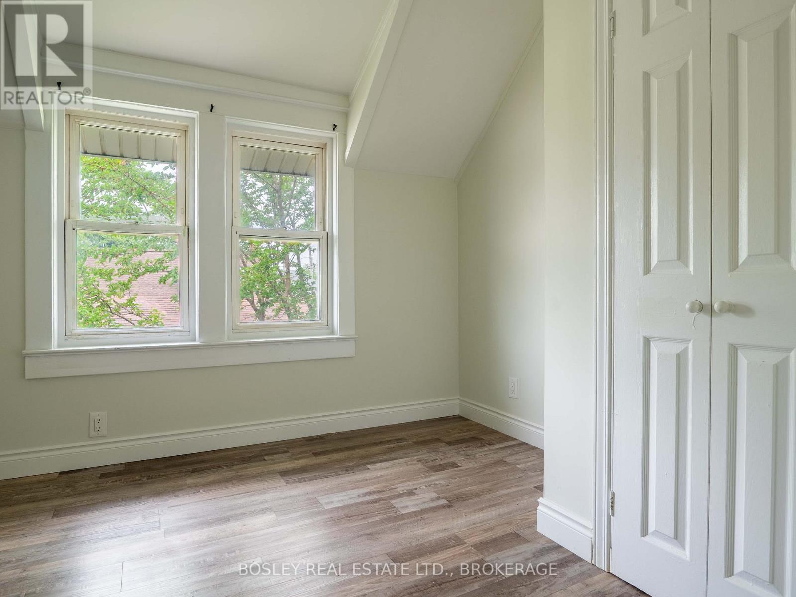 5 Herrick Avenue, St. Catharines, Ontario  L2P 2S7 - Photo 13 - X13870400