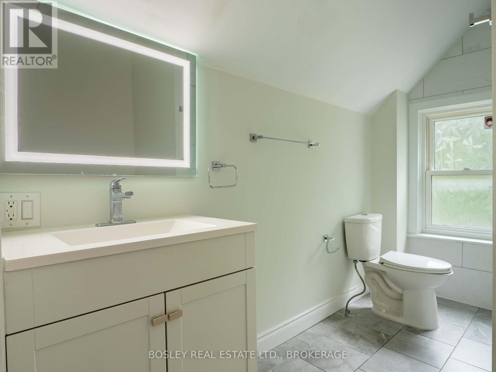 5 Herrick Avenue, St. Catharines, Ontario  L2P 2S7 - Photo 15 - X13870400