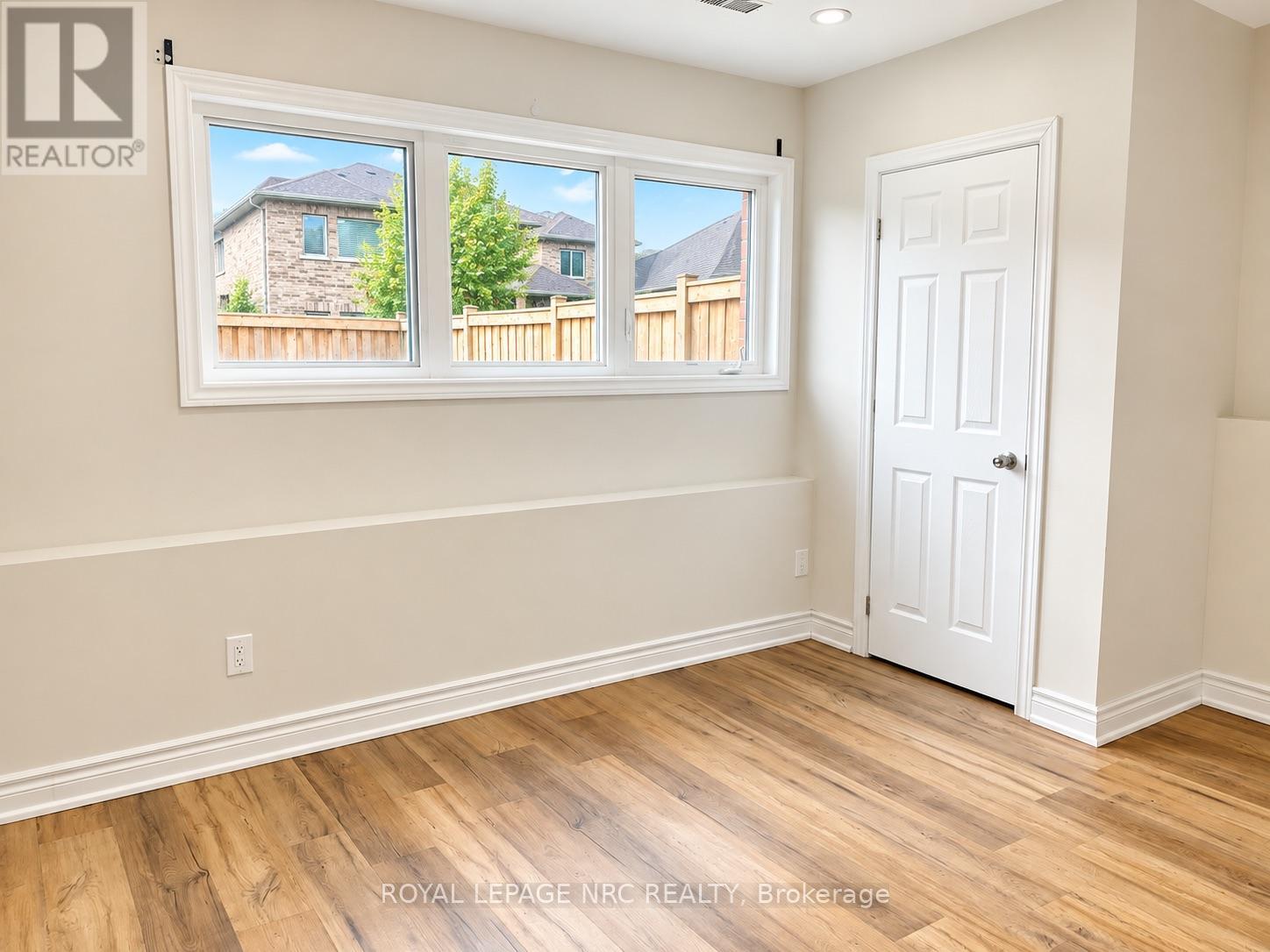 3017 Annalysse Drive, Orillia, Ontario  L3V 8K6 - Photo 3 - S13871790