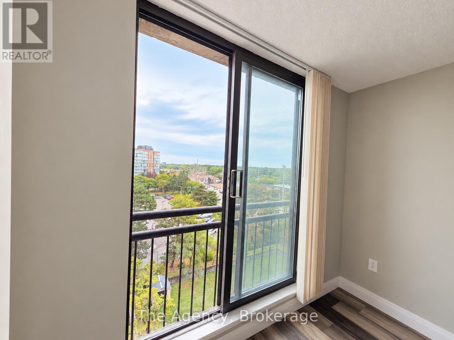 812 - 2200 Sherobee Road, Mississauga, Ontario  L5A 3Y3 - Photo 15 - W13871870