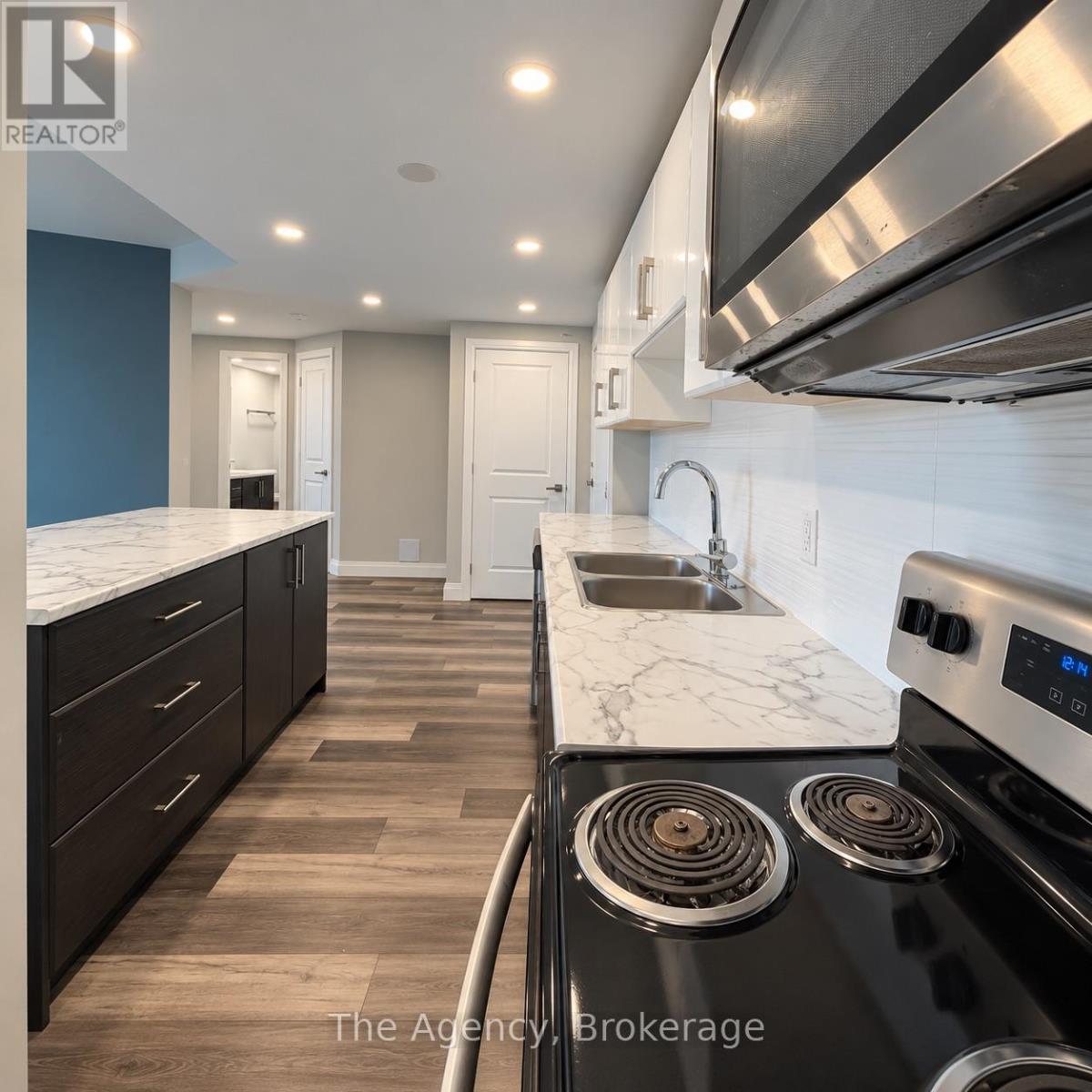 812 - 2200 Sherobee Road, Mississauga, Ontario  L5A 3Y3 - Photo 5 - W13871870