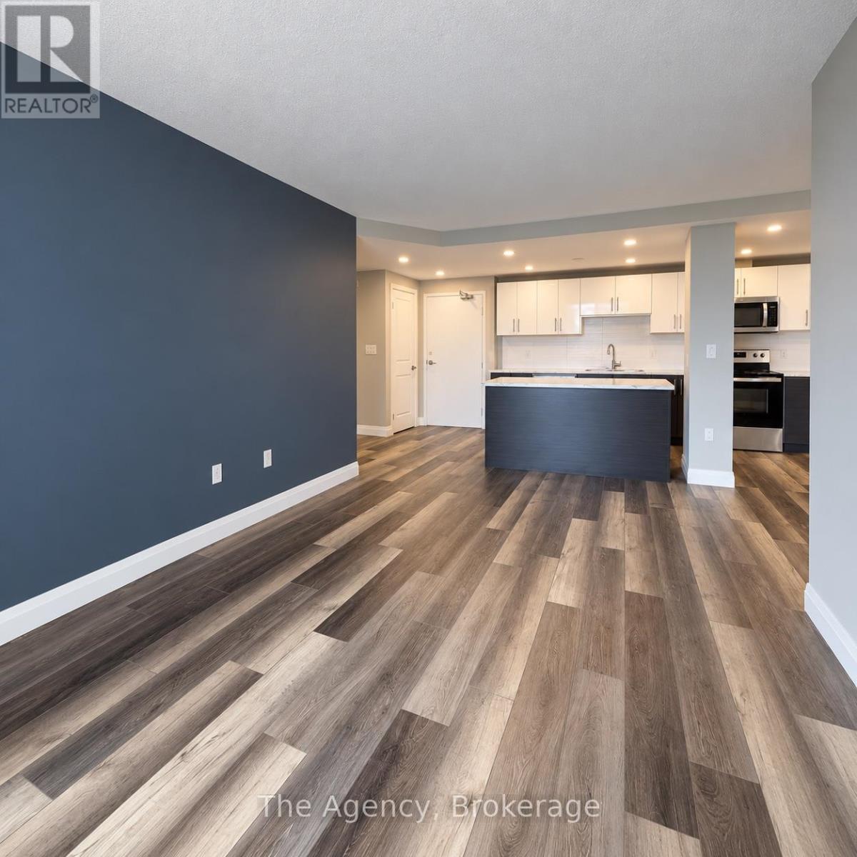 812 - 2200 Sherobee Road, Mississauga, Ontario  L5A 3Y3 - Photo 8 - W13871870