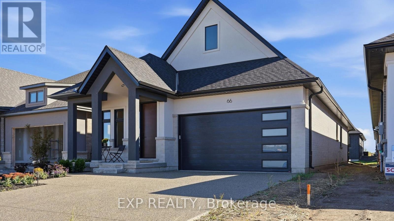 66 Alvira Trail, Welland, Ontario  L3B 0L5 - Photo 2 - X13871722