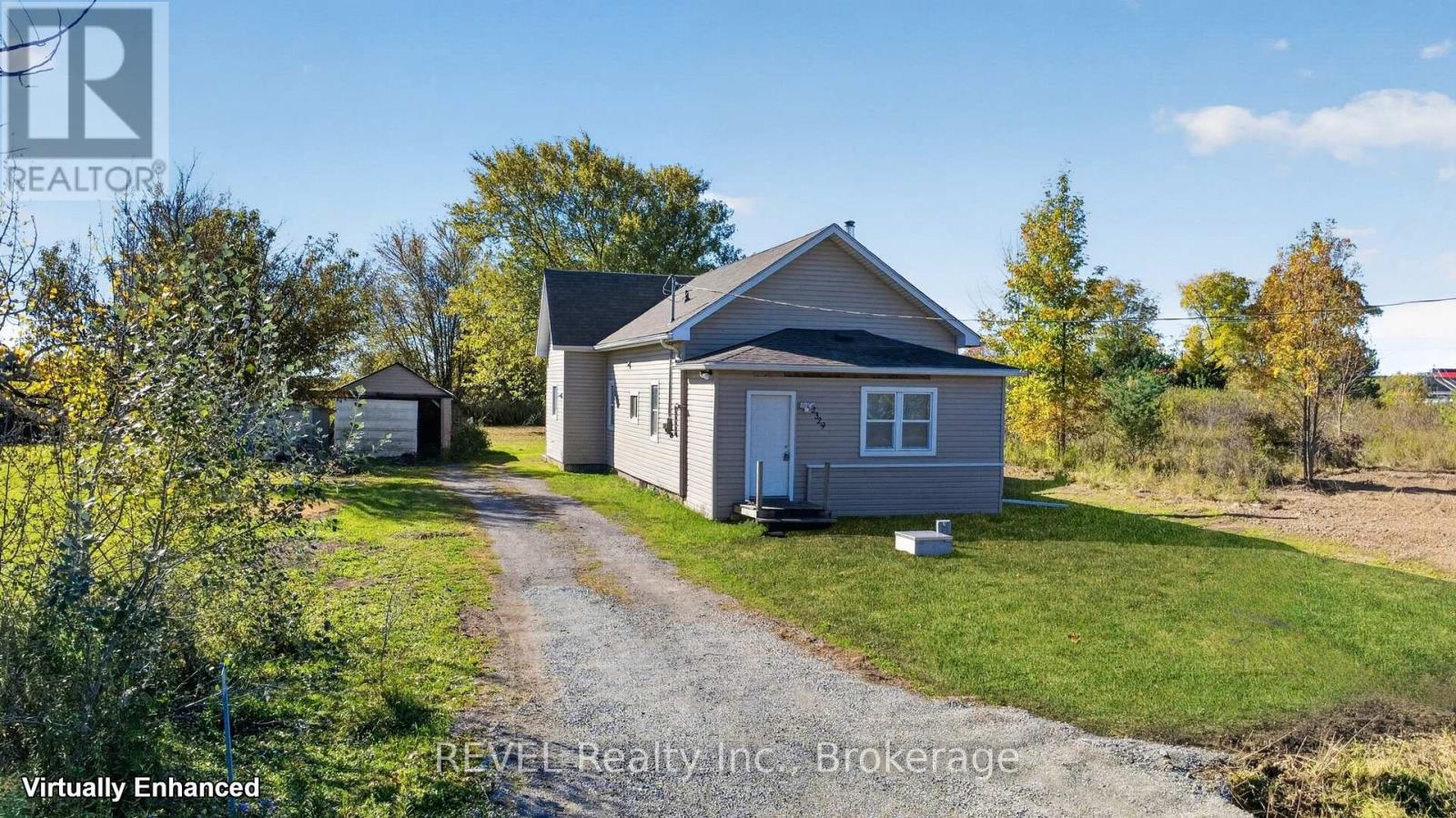 2329 Gilmore Road, Fort Erie, Ontario  L0S 1N0 - Photo 2 - X13872060