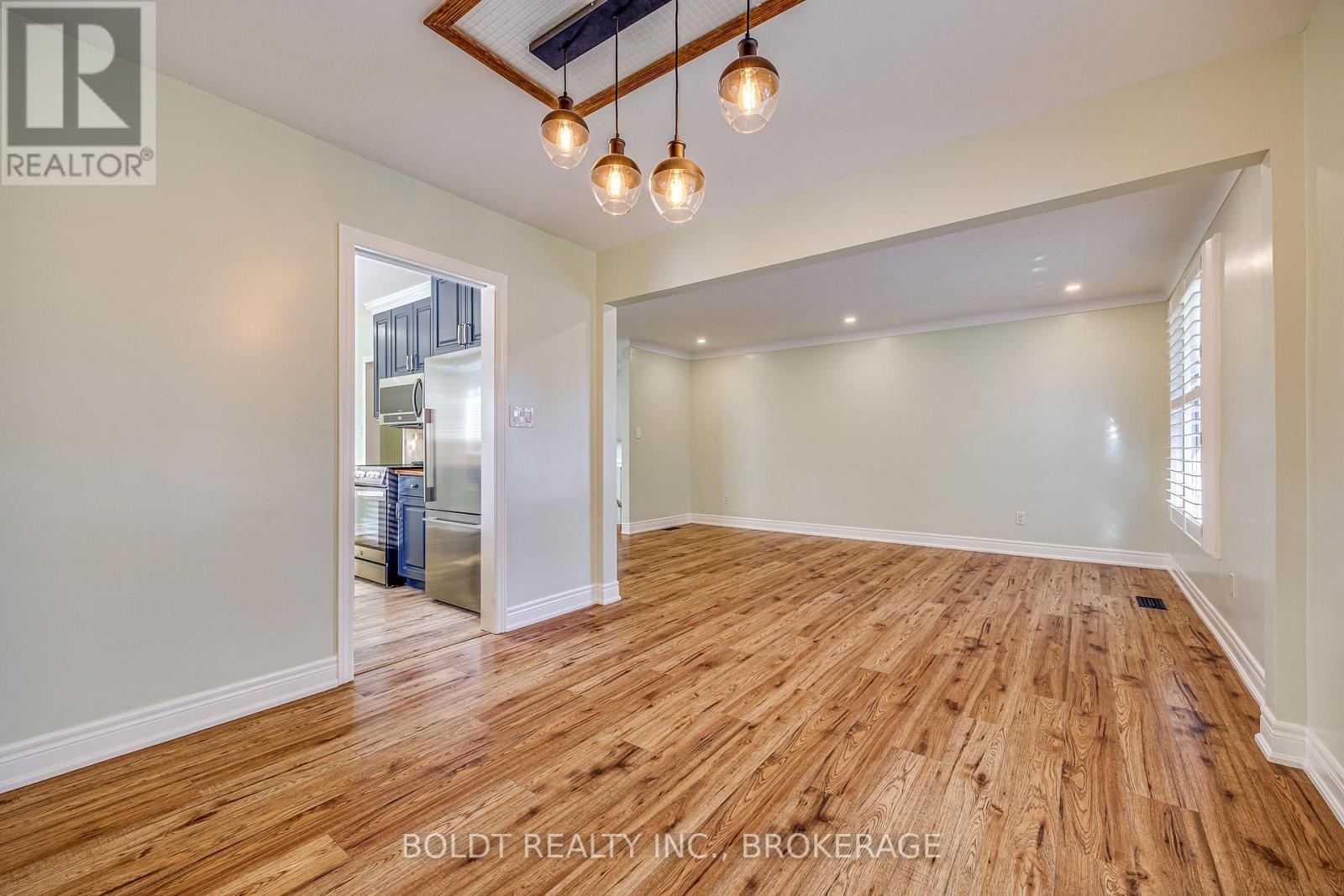 12 Bayshore Crescent, St. Catharines, Ontario  L2N 5Y4 - Photo 12 - X13872294