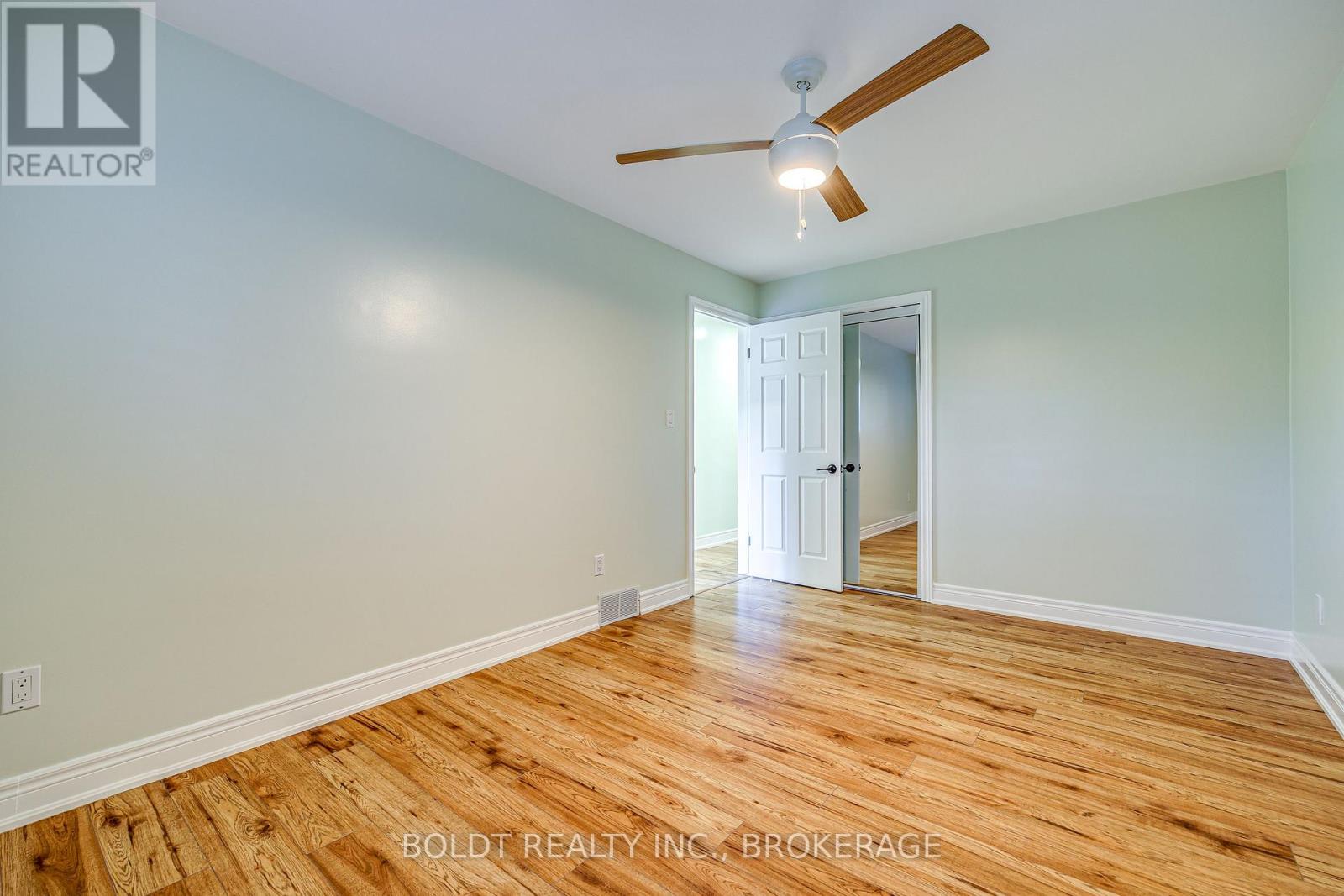 12 Bayshore Crescent, St. Catharines, Ontario  L2N 5Y4 - Photo 19 - X13872294