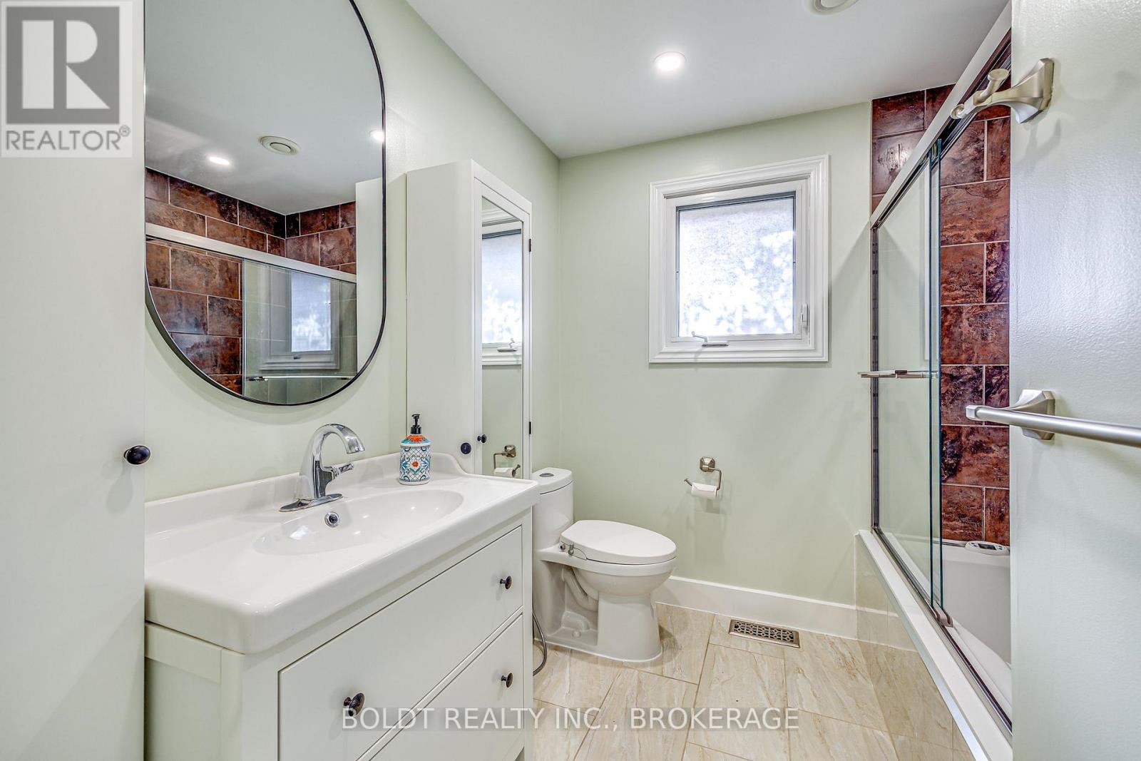 12 Bayshore Crescent, St. Catharines, Ontario  L2N 5Y4 - Photo 20 - X13872294