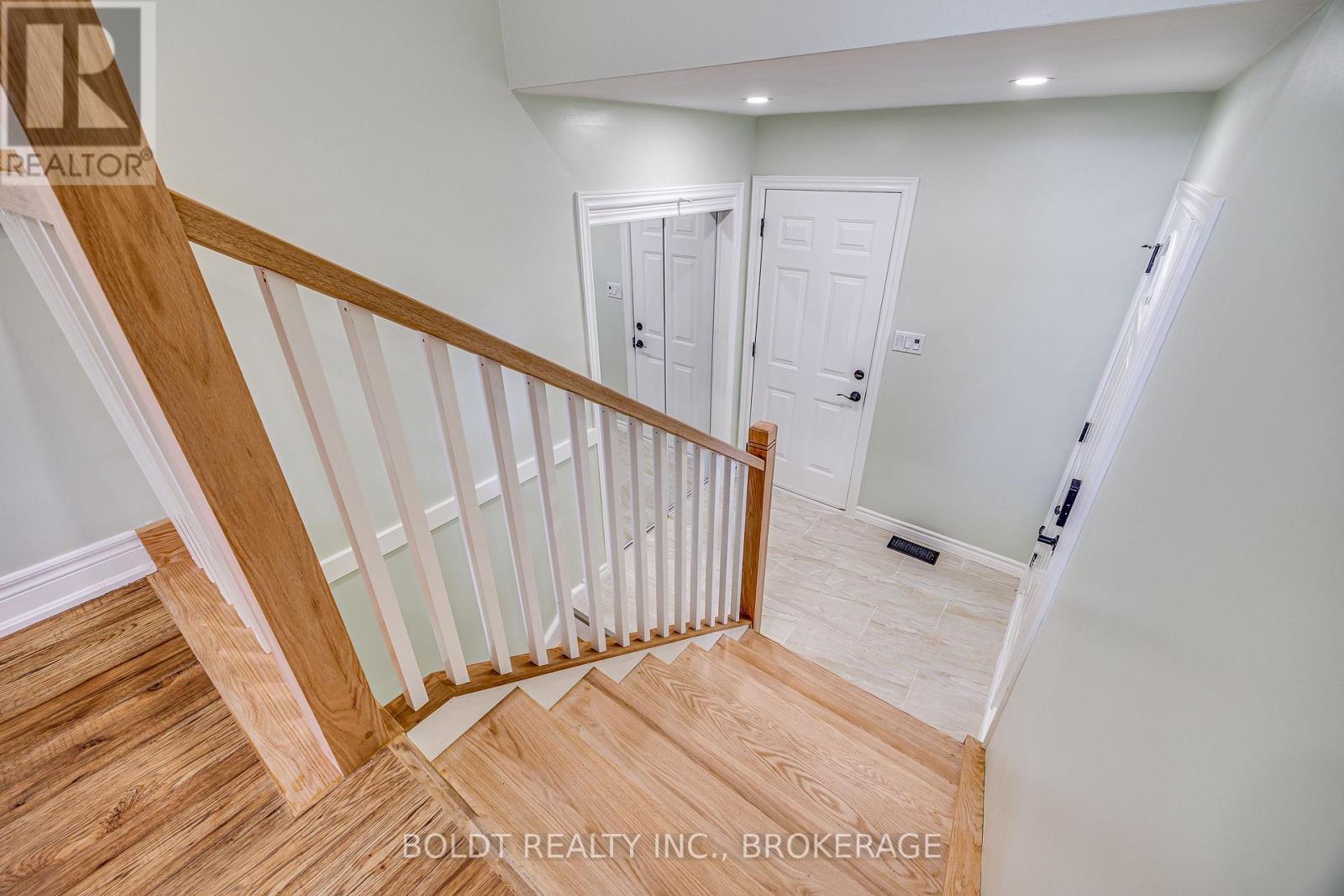 12 Bayshore Crescent, St. Catharines, Ontario  L2N 5Y4 - Photo 28 - X13872294