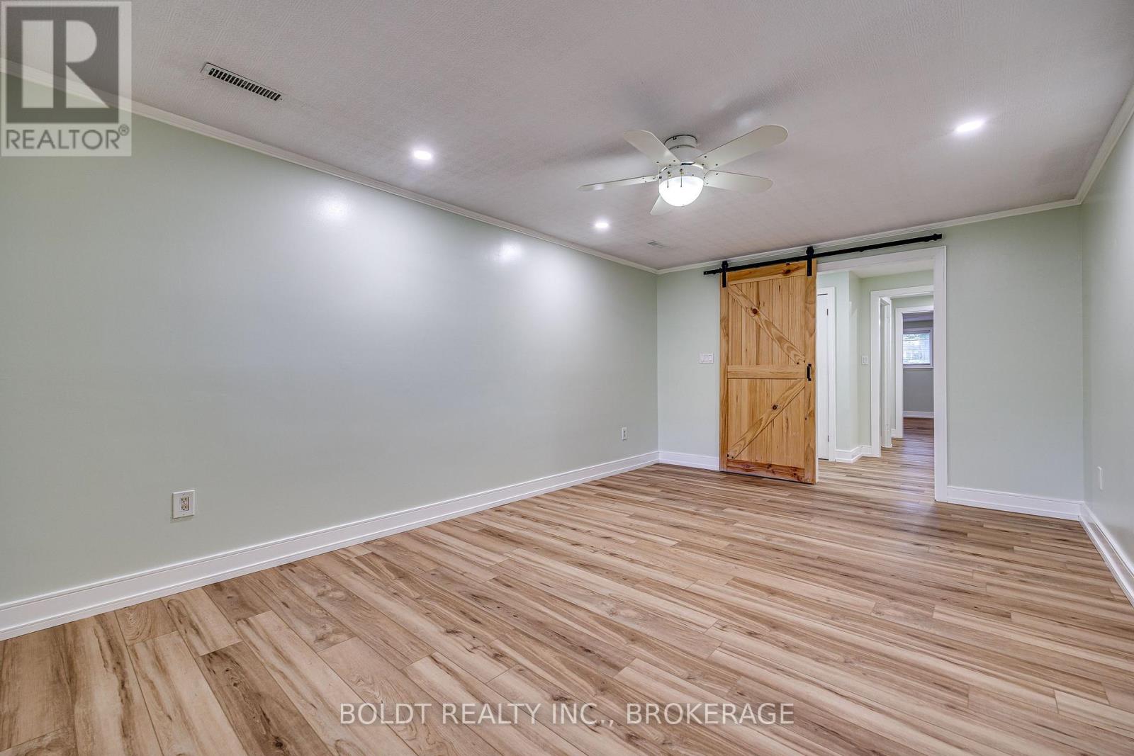 12 Bayshore Crescent, St. Catharines, Ontario  L2N 5Y4 - Photo 32 - X13872294