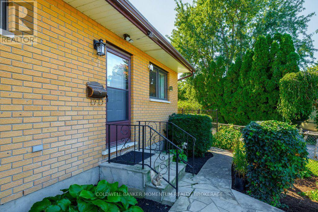 13 Lantana Circle E, St. Catharines, Ontario  L2M 7M5 - Photo 4 - X13872314
