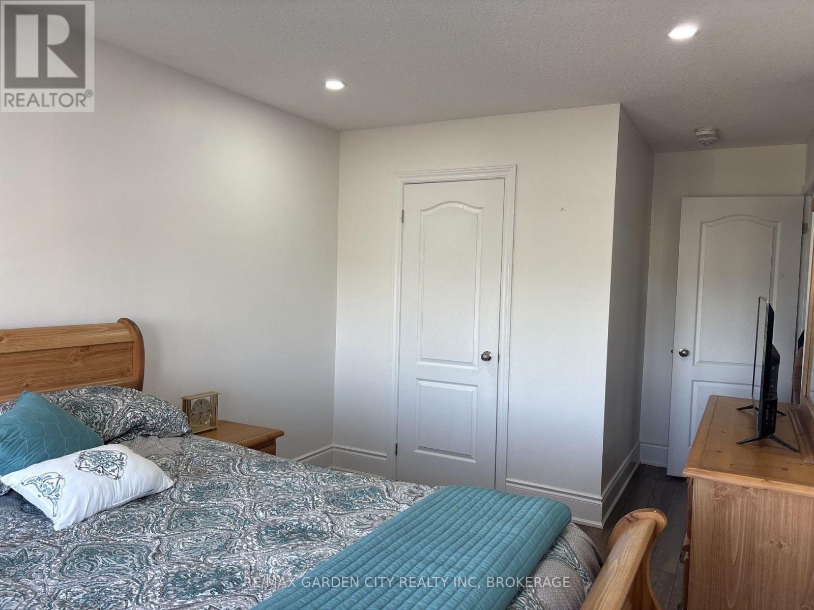 39 Sunset Way, Thorold, Ontario  L2V 0C7 - Photo 16 - X13872726