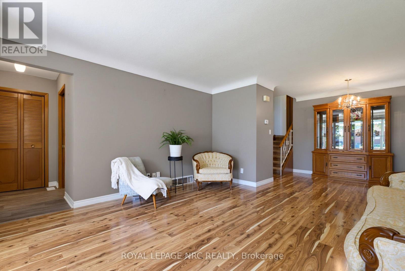 6395 Glengate Street, Niagara Falls, Ontario  L2E 5S5 - Photo 10 - X13872808