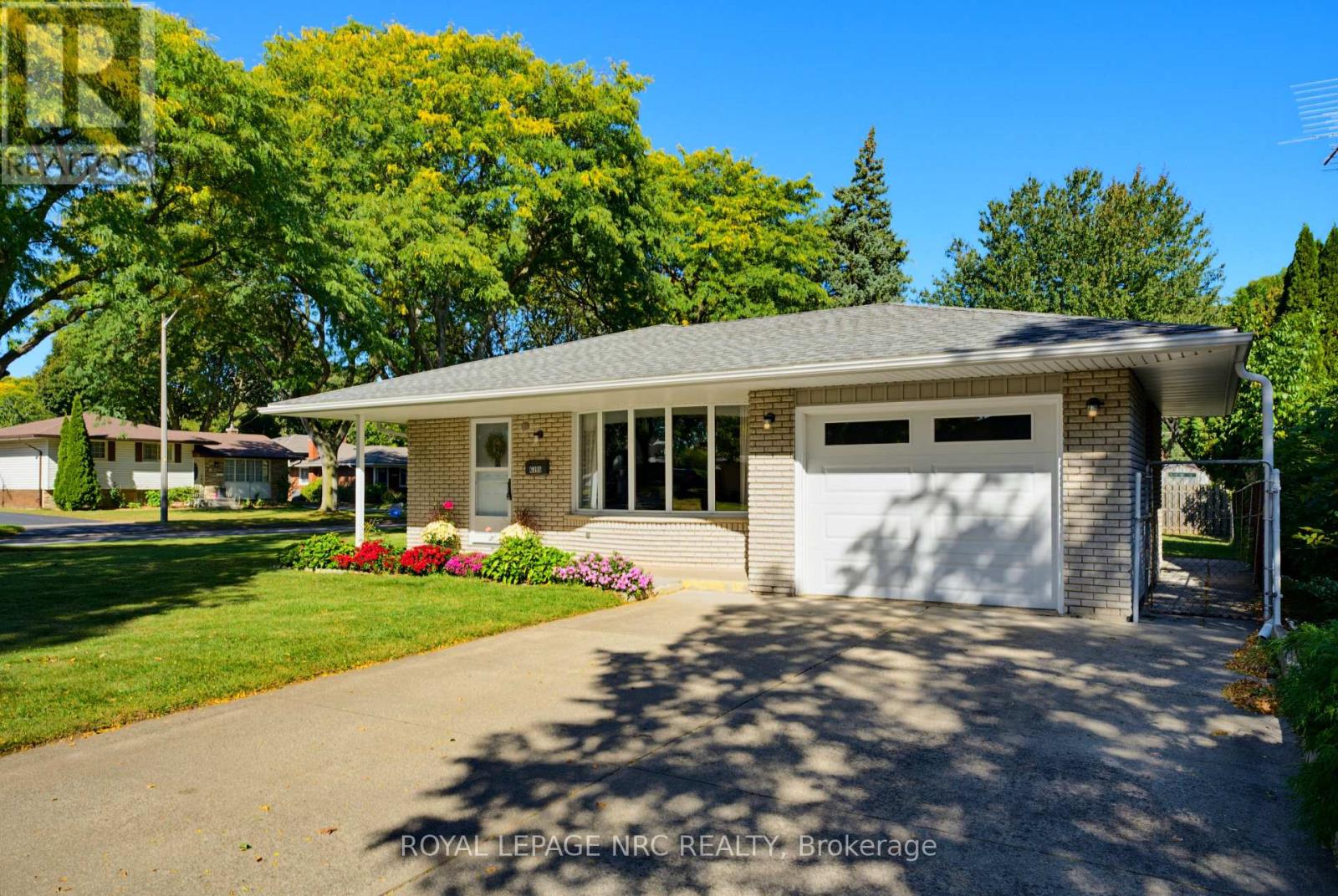 6395 Glengate Street, Niagara Falls, Ontario  L2E 5S5 - Photo 3 - X13872808