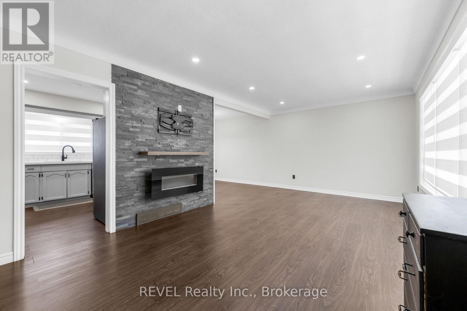5 Armour Drive, Welland, Ontario  L3C 2N7 - Photo 3 - X13873320