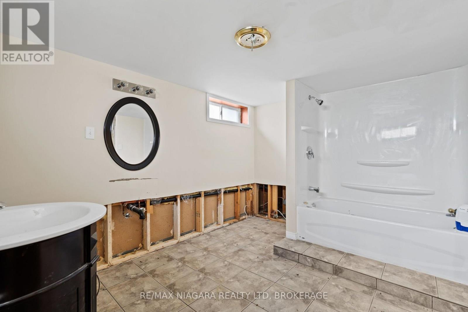 256 Kingsway Street, Welland, Ontario  L3B 3N9 - Photo 16 - X13873572