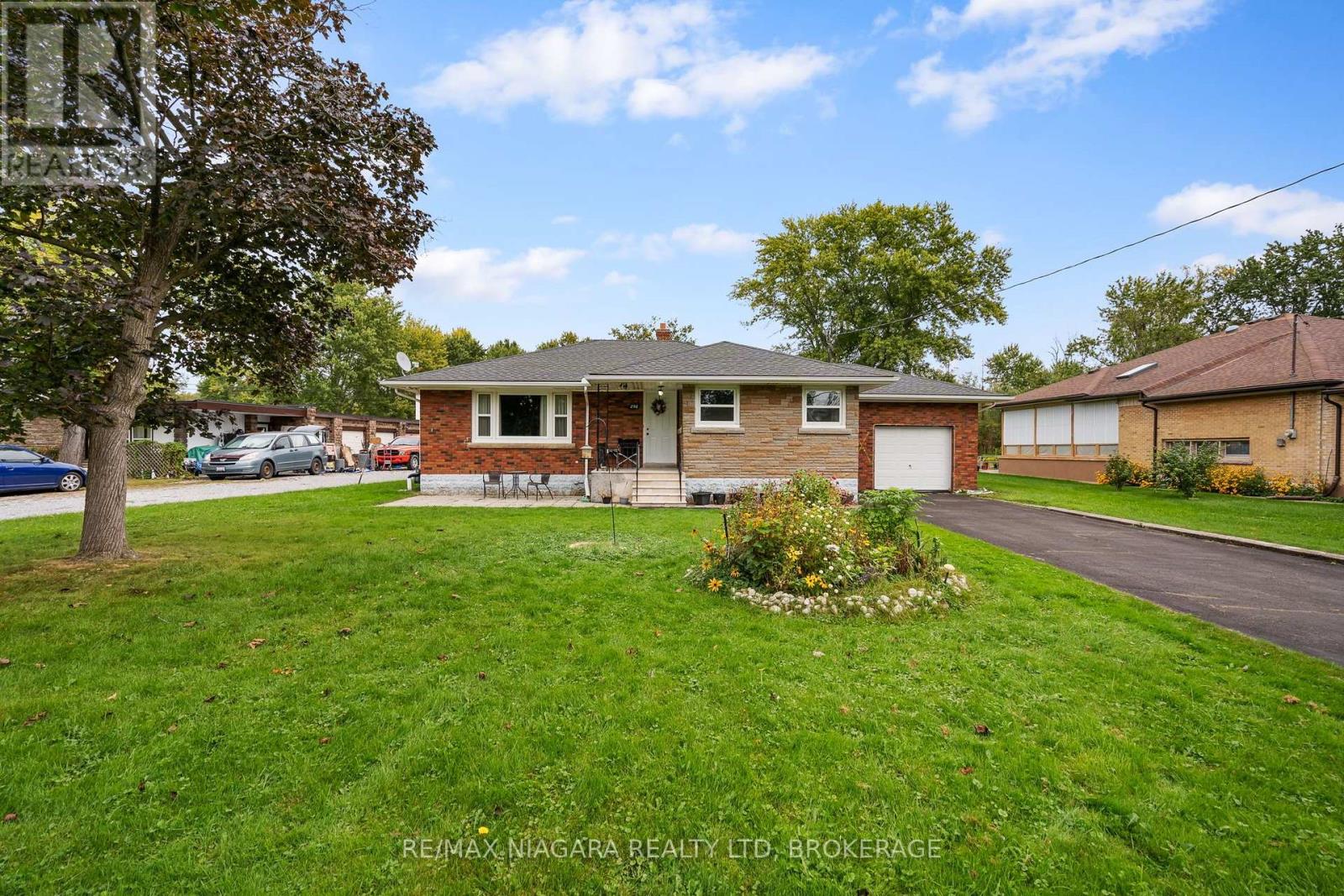 256 Kingsway Street, Welland, Ontario  L3B 3N9 - Photo 2 - X13873572