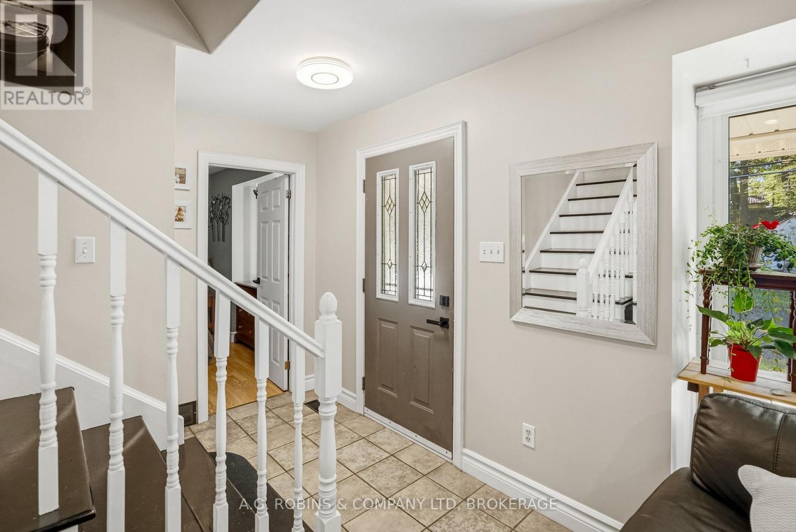 10448 Lakeshore Road, Wainfleet, Ontario  L3K 5V4 - Photo 14 - X13873726
