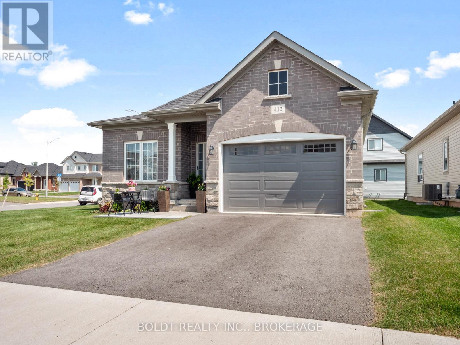 412 HUMMEL CRESCENT, Fort Erie, Ontario