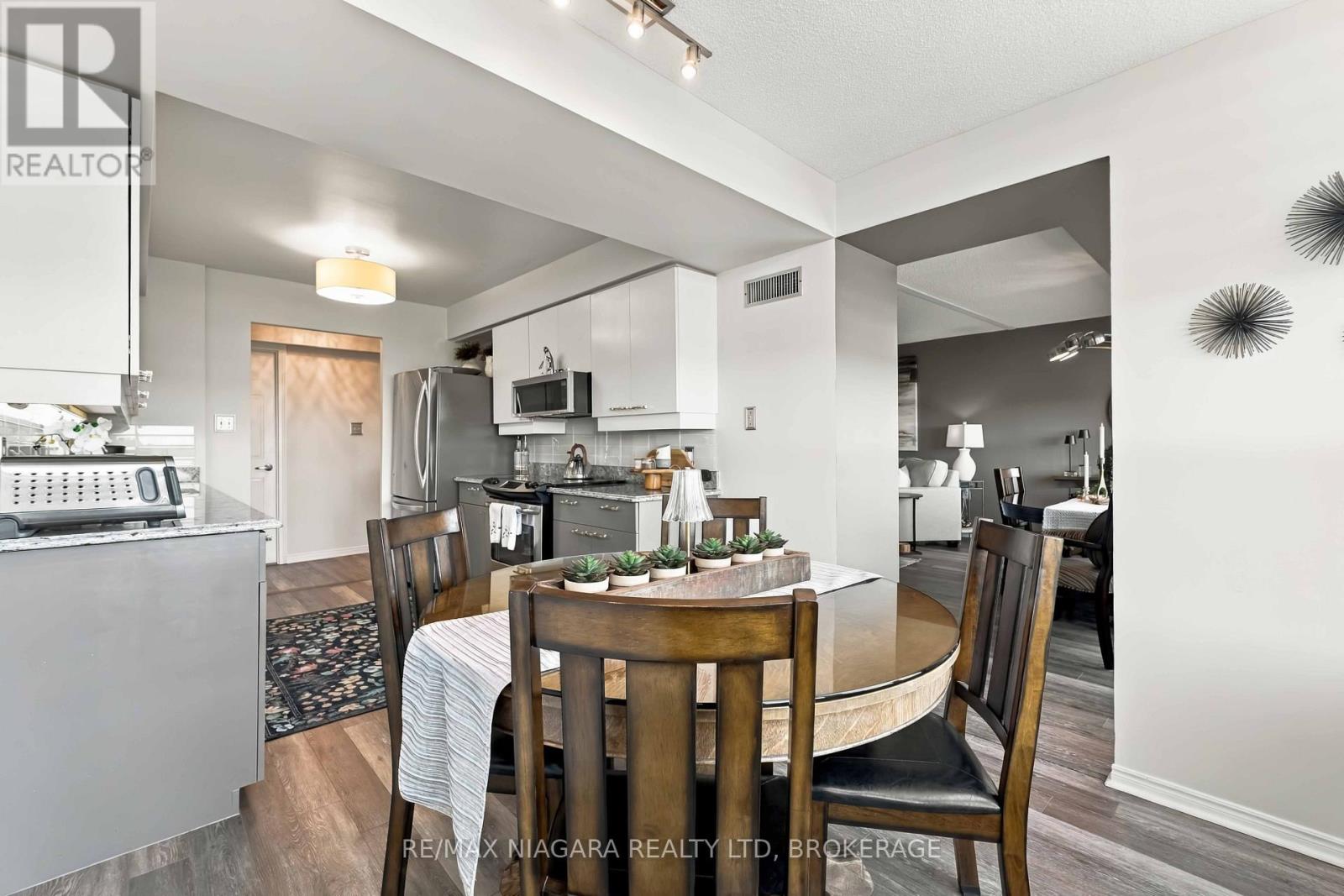 704 - 5100 Dorchester Road, Niagara Falls, Ontario  L2E 7H4 - Photo 8 - X13874280