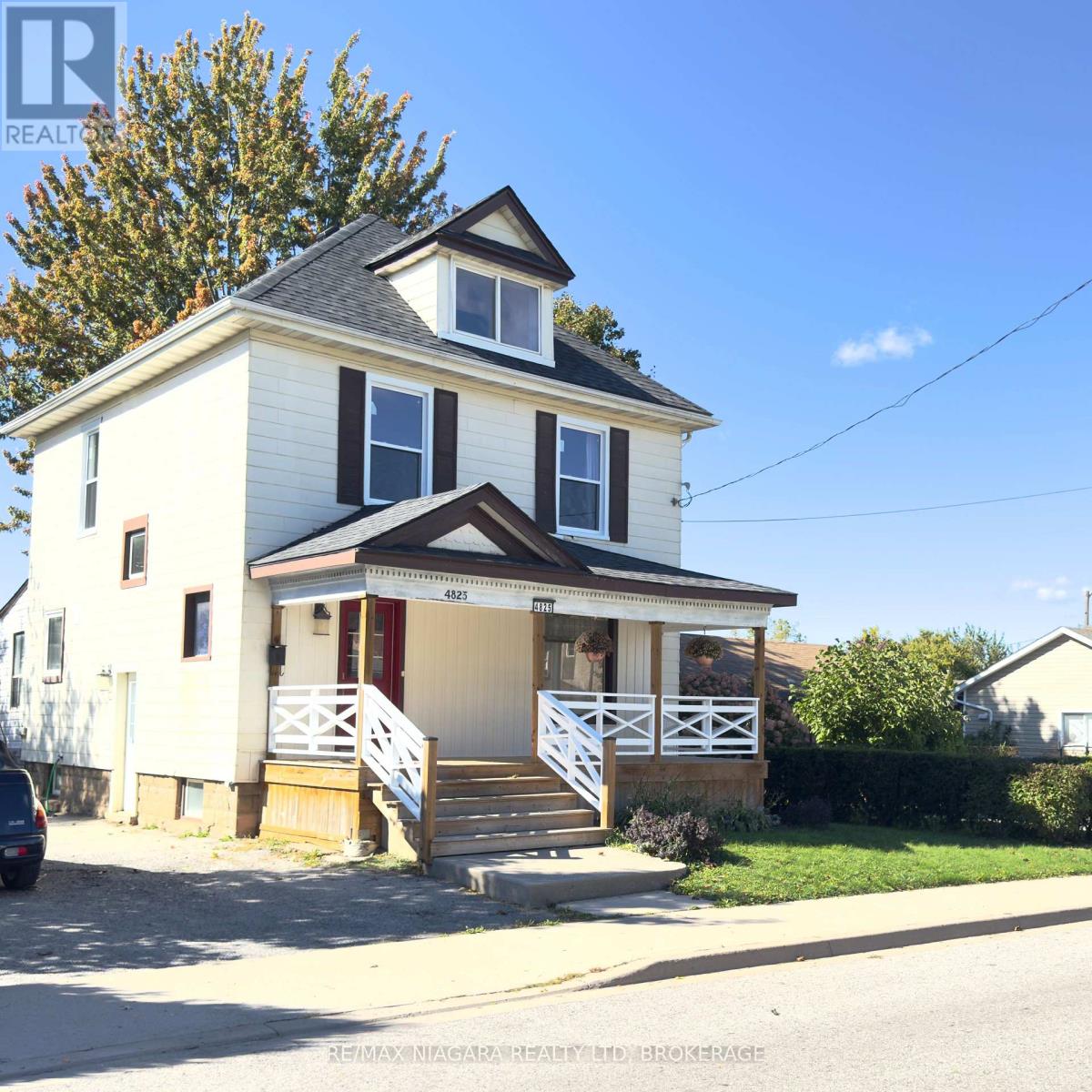 4825 CRYSLER AVENUE, Niagara Falls, Ontario