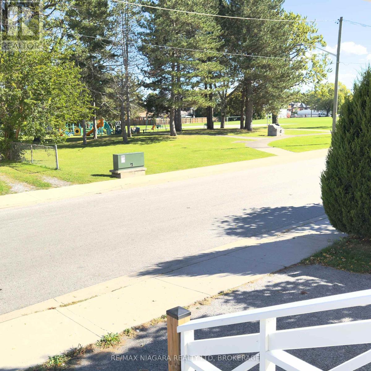 4825 Crysler Avenue, Niagara Falls, Ontario  L2E 3W3 - Photo 3 - X13874622