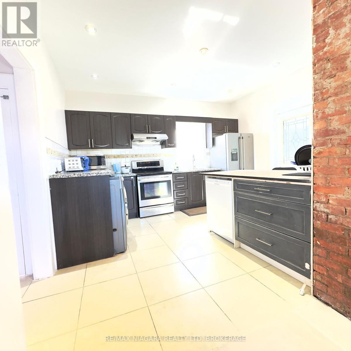 4825 Crysler Avenue, Niagara Falls, Ontario  L2E 3W3 - Photo 6 - X13874622