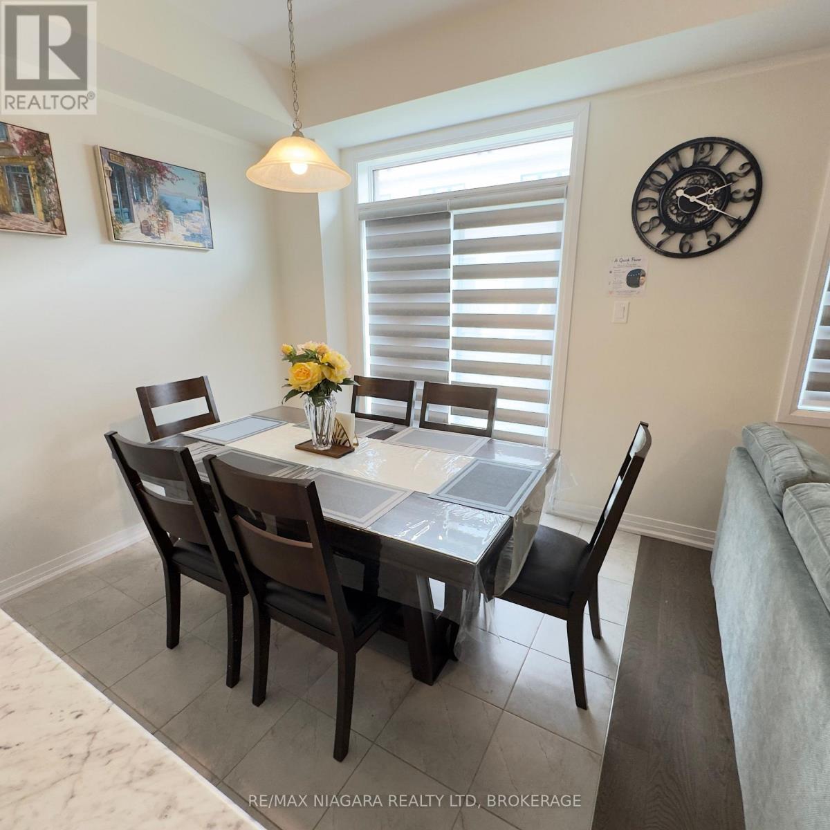 20 Velvet Way, Thorold, Ontario  L2V 0P3 - Photo 4 - X13874624