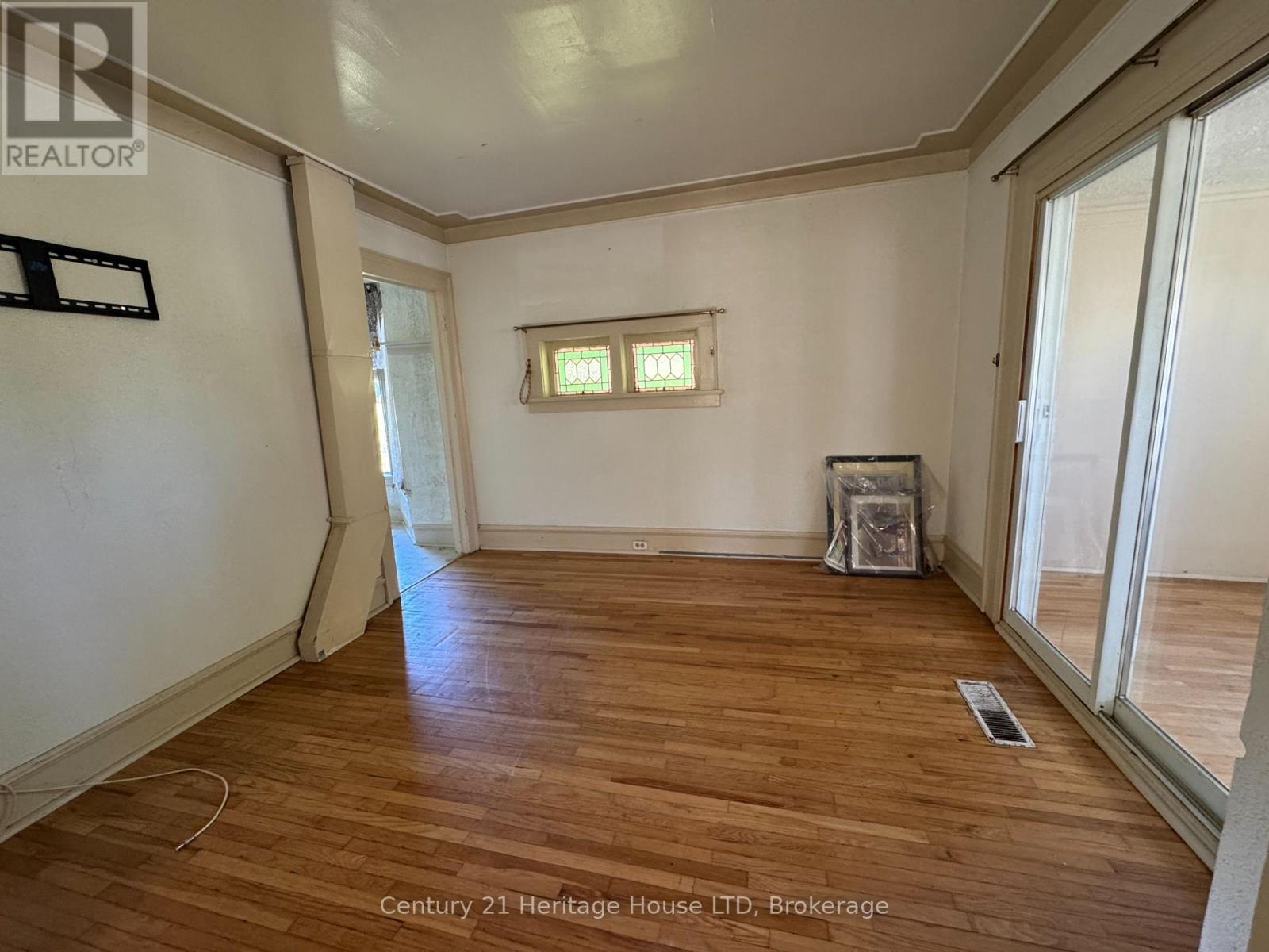 4488 Eastwood Crescent, Niagara Falls, Ontario  L2E 1A9 - Photo 11 - X13875210
