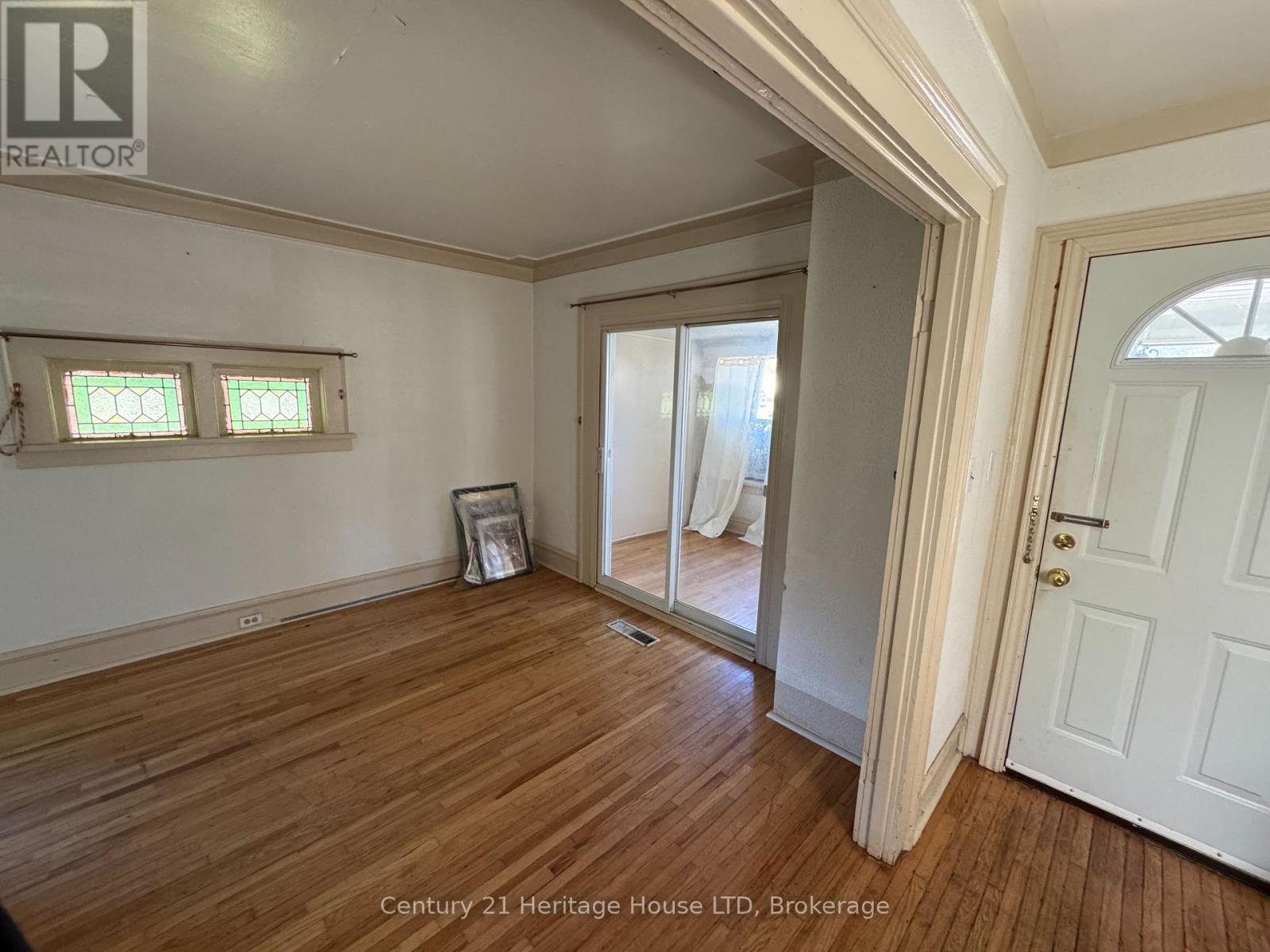 4488 Eastwood Crescent, Niagara Falls, Ontario  L2E 1A9 - Photo 9 - X13875210