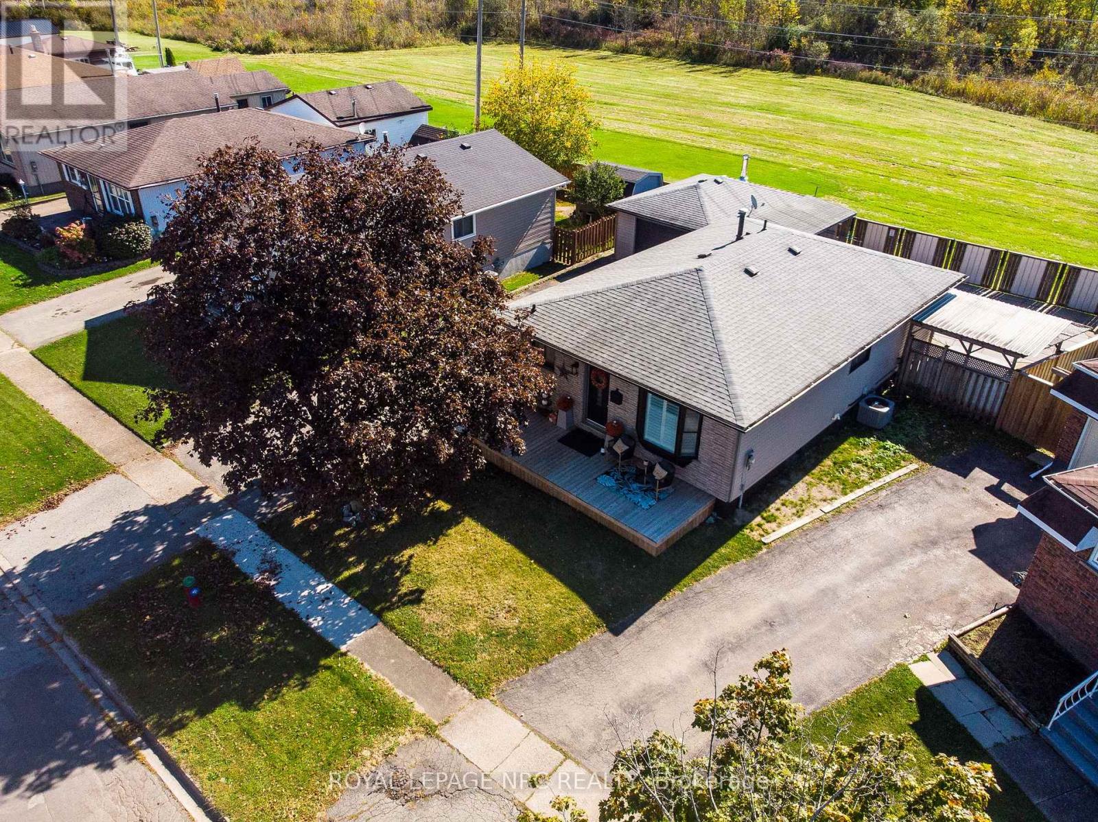 39 Chantal Court, Welland, Ontario  L3B 5V3 - Photo 35 - X13875224