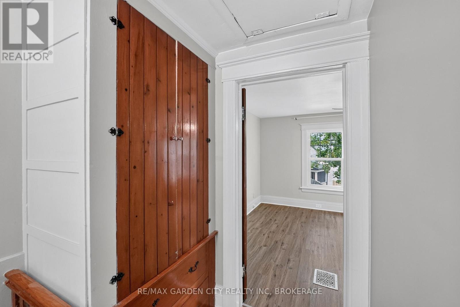 118 Lowell Avenue, St. Catharines, Ontario  L2R 2E2 - Photo 14 - X13875700