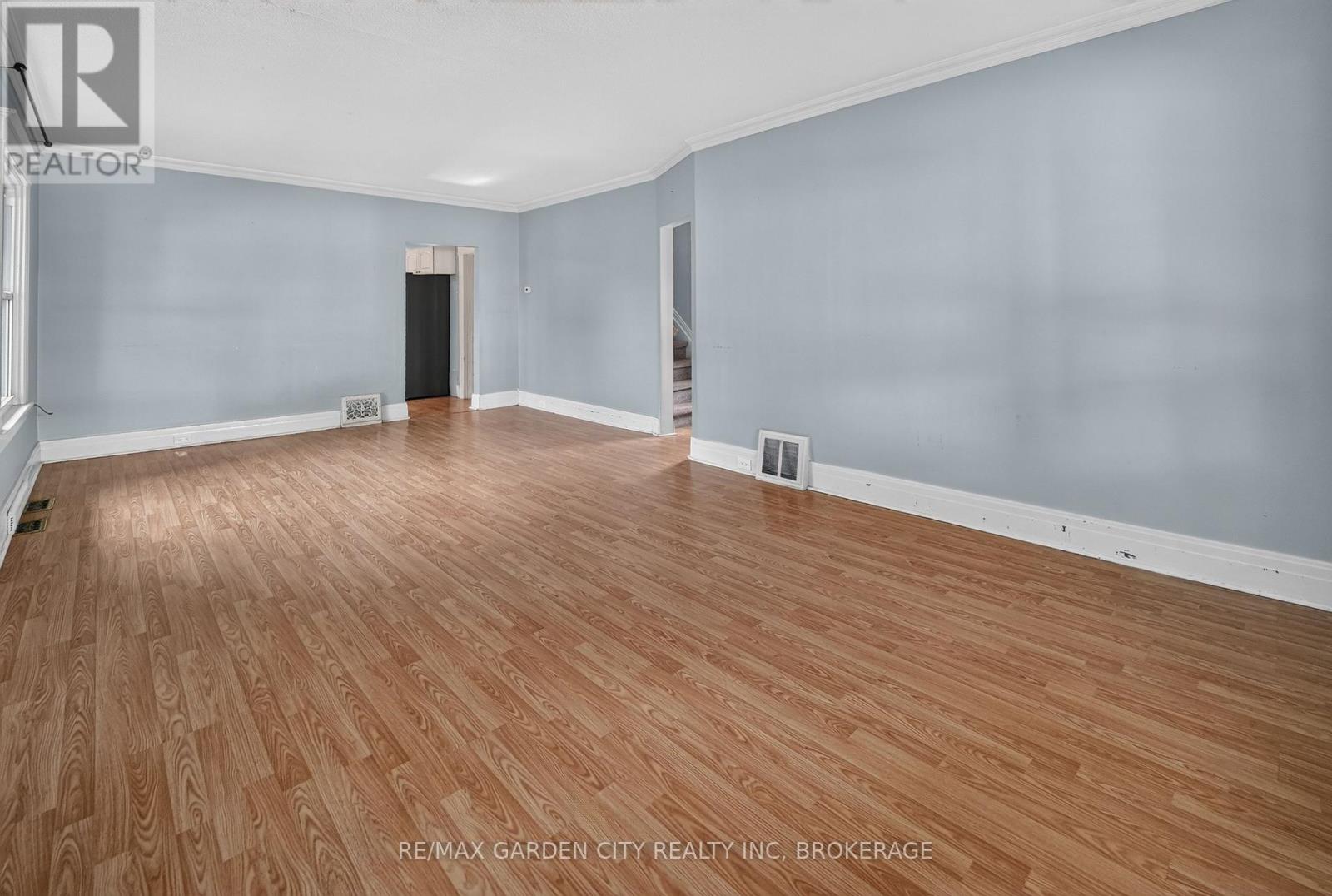 118 Lowell Avenue, St. Catharines, Ontario  L2R 2E2 - Photo 5 - X13875700