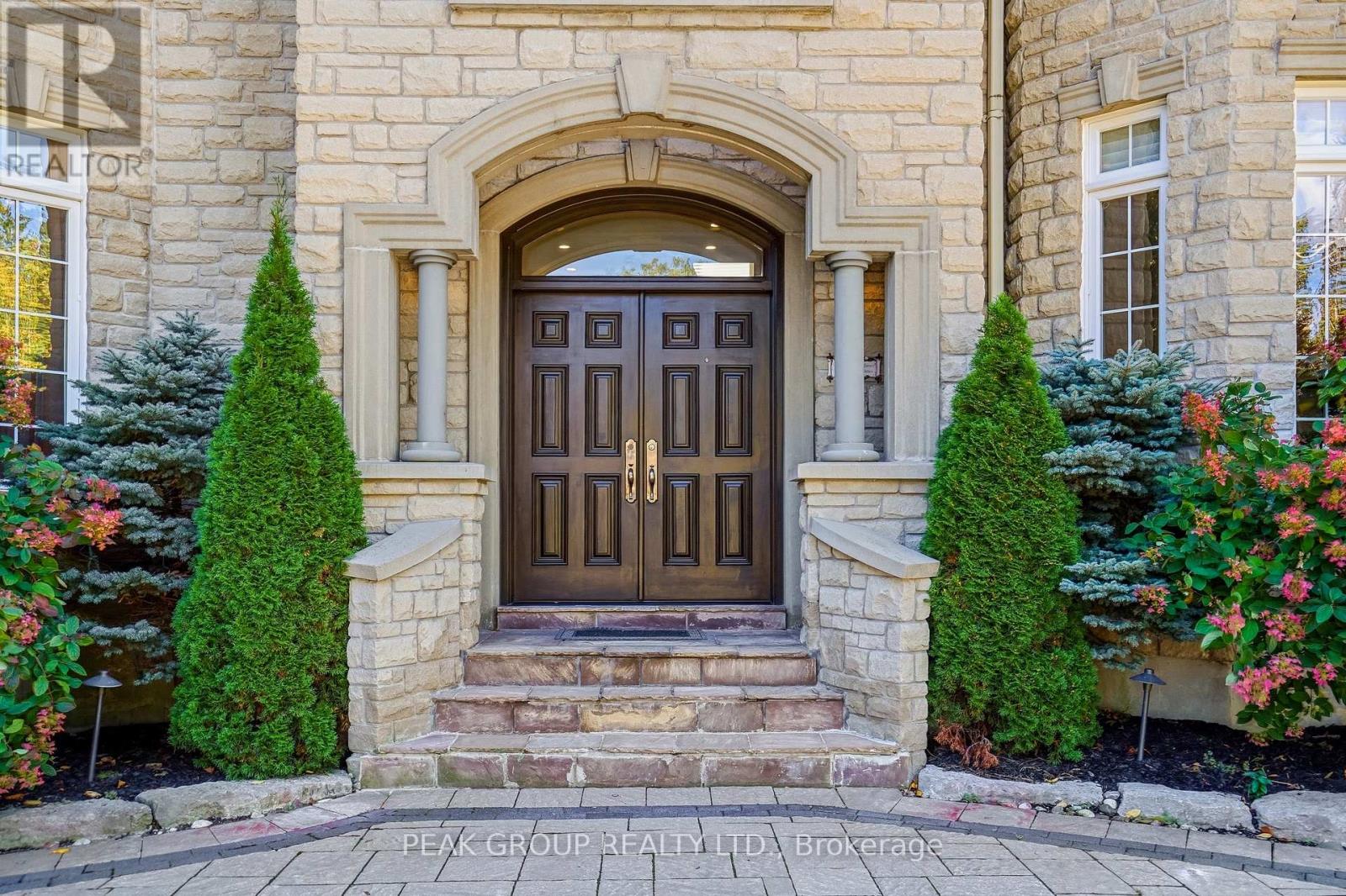 492 Rougemount Drive, Pickering, Ontario  L1W 2B9 - Photo 13 - E13875868