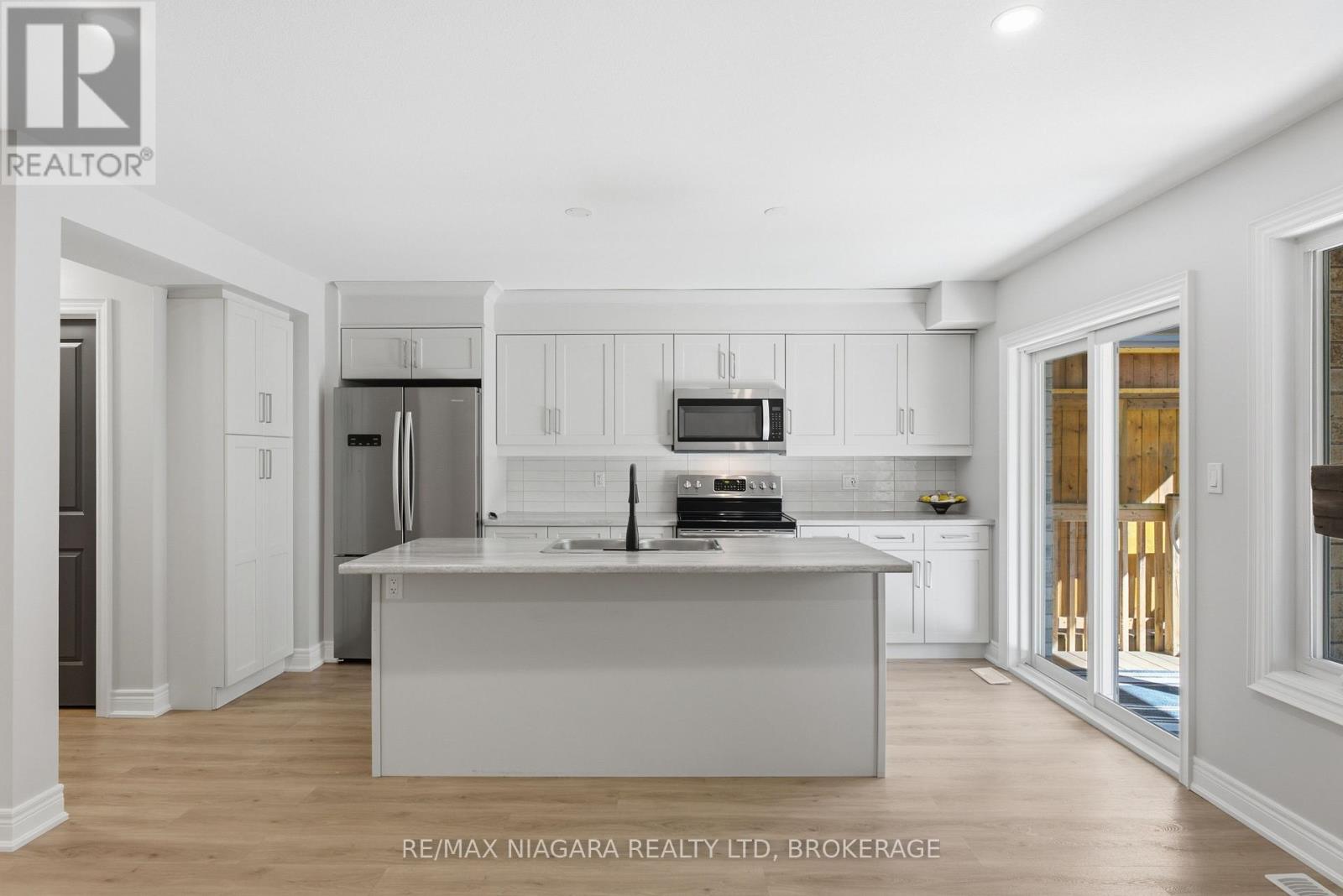 18 - 340 Prospect Point Road N, Fort Erie, Ontario  L0S 1N0 - Photo 11 - X13875982