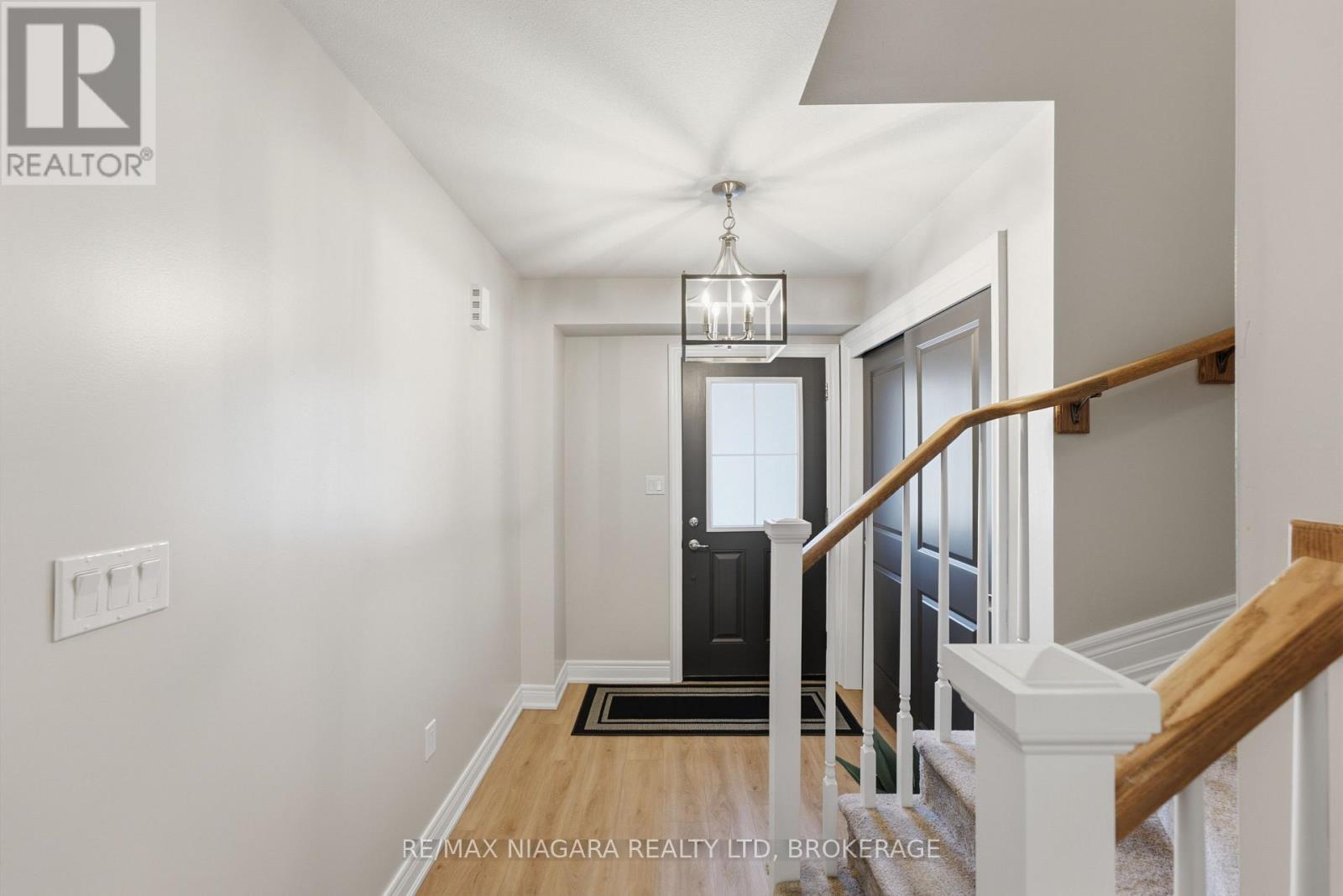 18 - 340 Prospect Point Road N, Fort Erie, Ontario  L0S 1N0 - Photo 4 - X13875982
