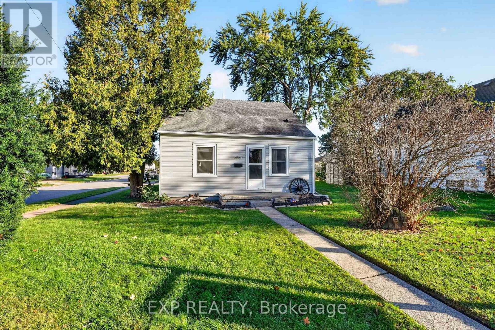 6063 CADHAM STREET, Niagara Falls, Ontario