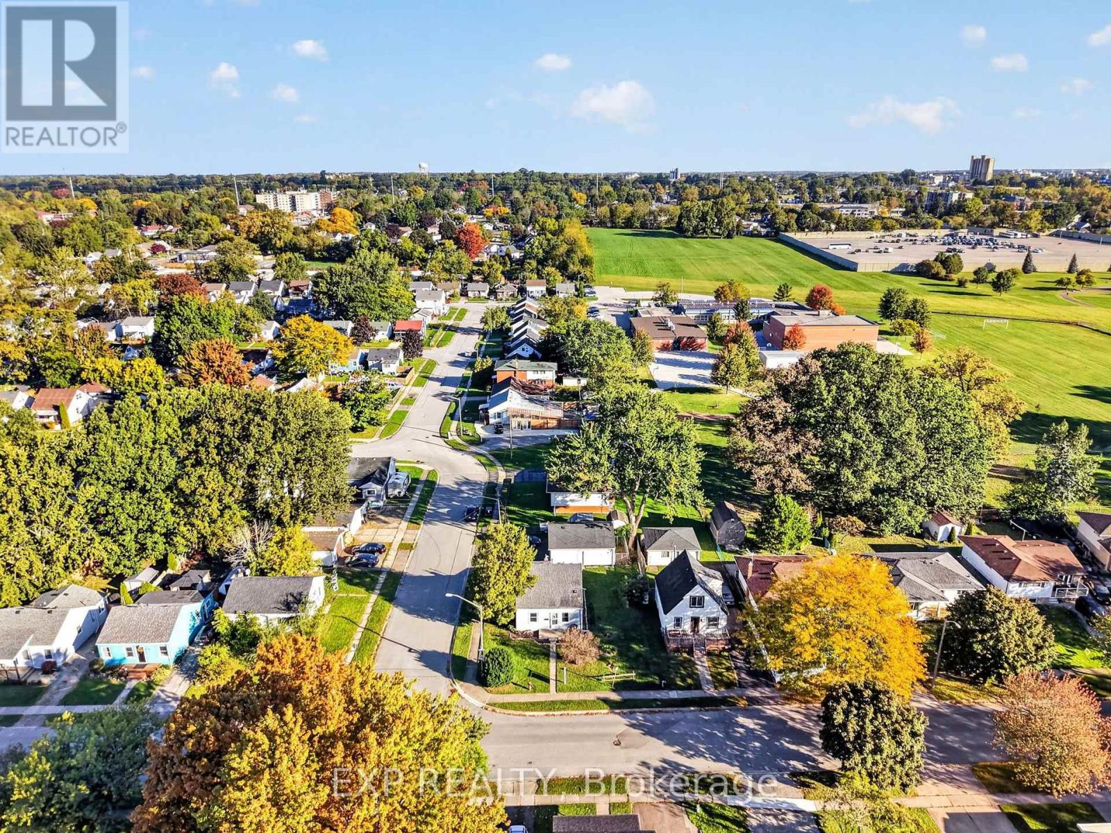 6063 Cadham Street, Niagara Falls, Ontario  L2G 3A2 - Photo 44 - X13876056