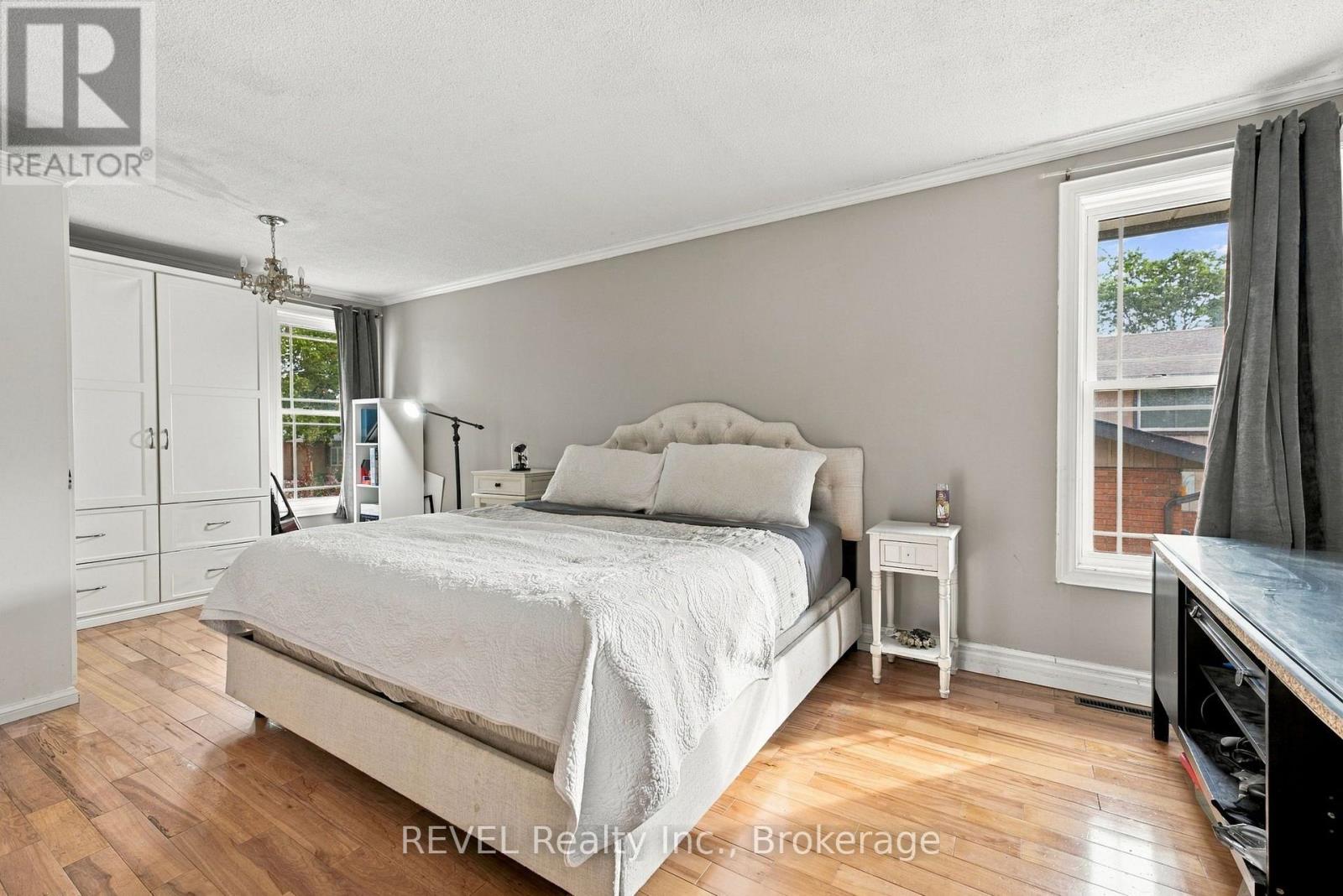 7218 Maywood Street, Niagara Falls, Ontario  L2E 5P5 - Photo 18 - X13876184