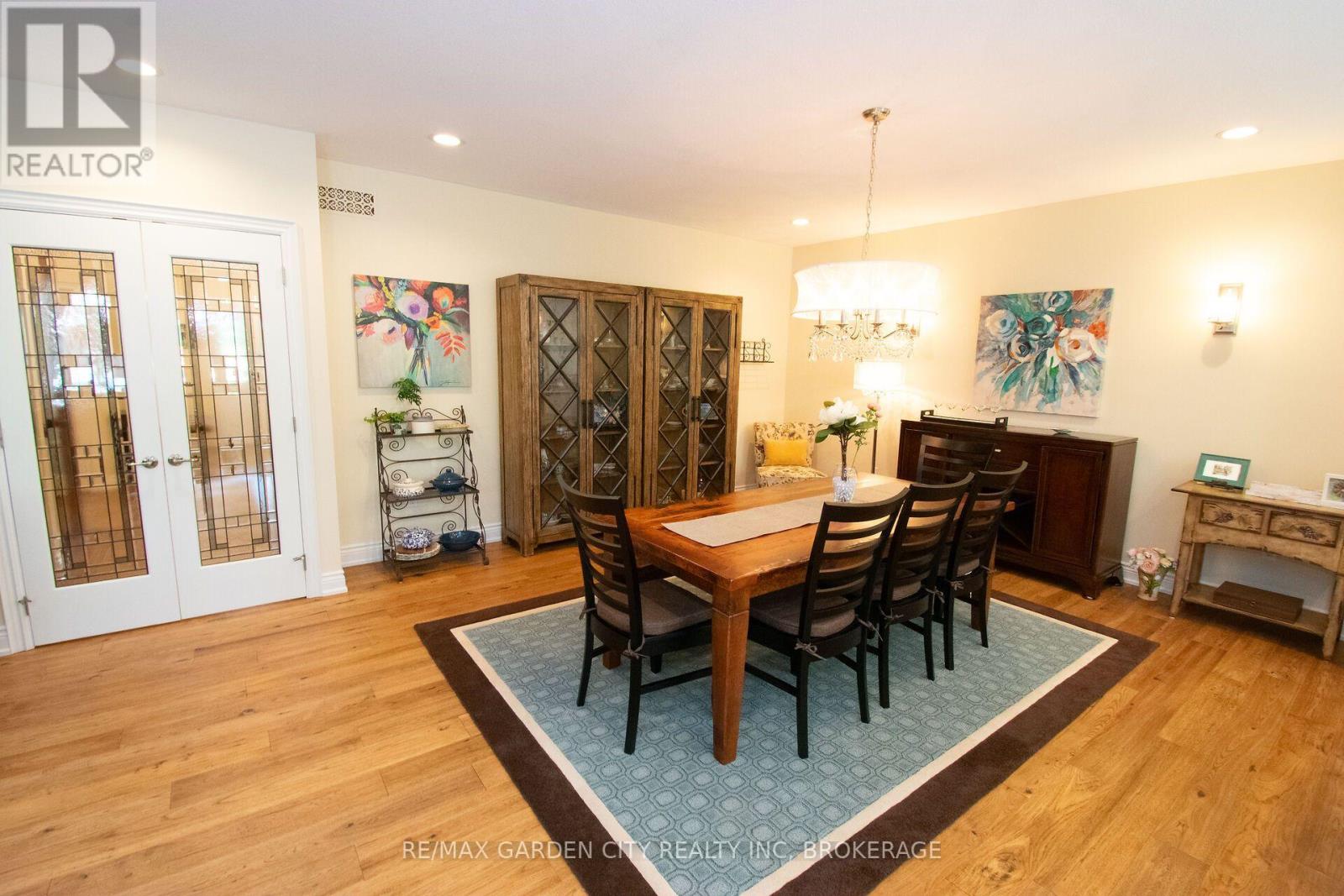 12 Power Glen Road, St. Catharines, Ontario  L2R 0E5 - Photo 18 - X13876322